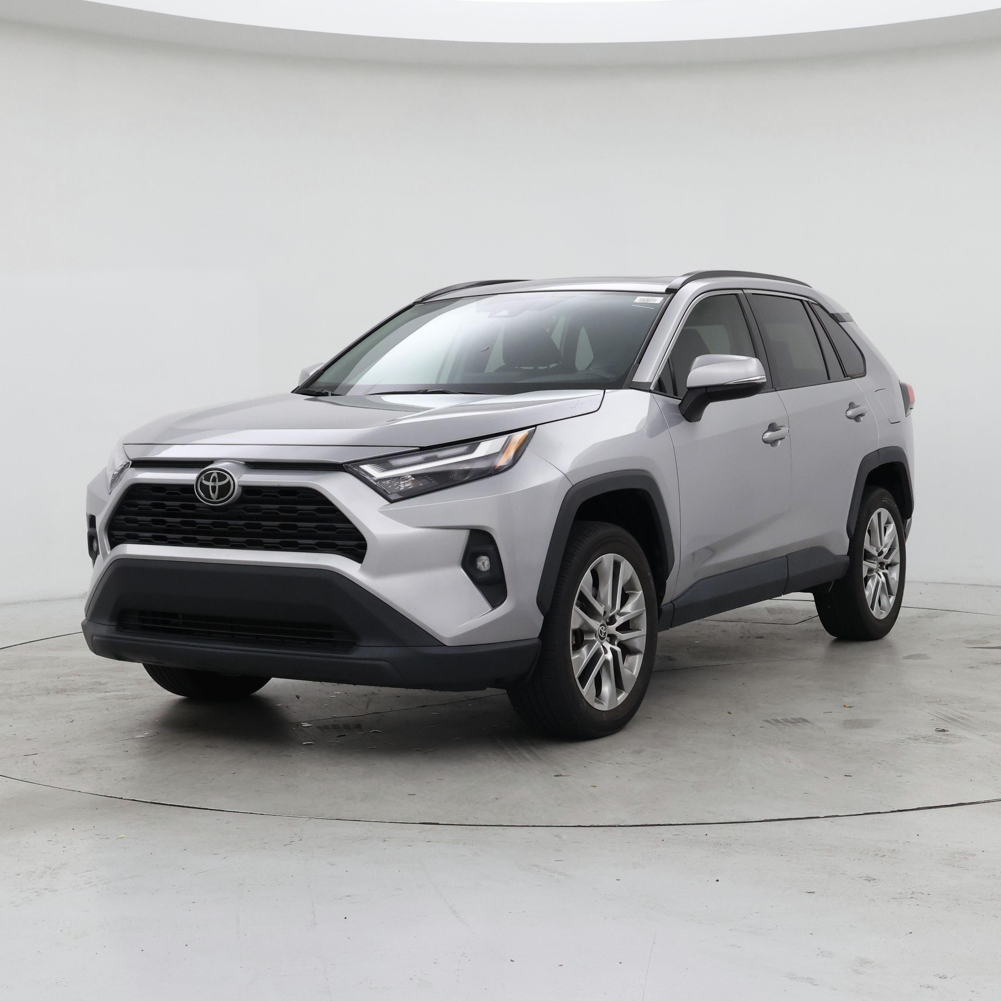 Thumbnail: 2022 Toyota RAV4 - 4