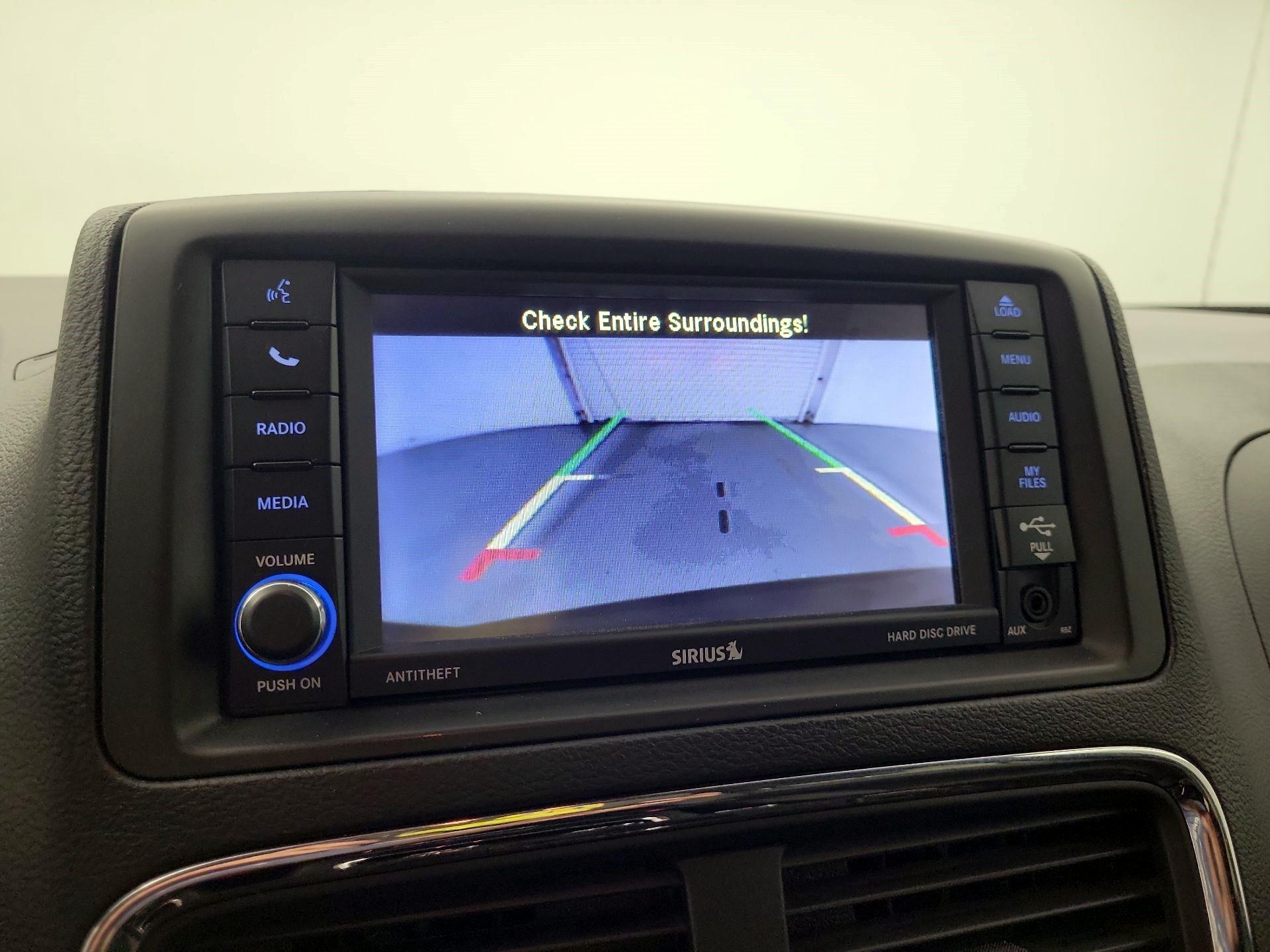 Thumbnail: 2017 Dodge Grand Caravan - 12