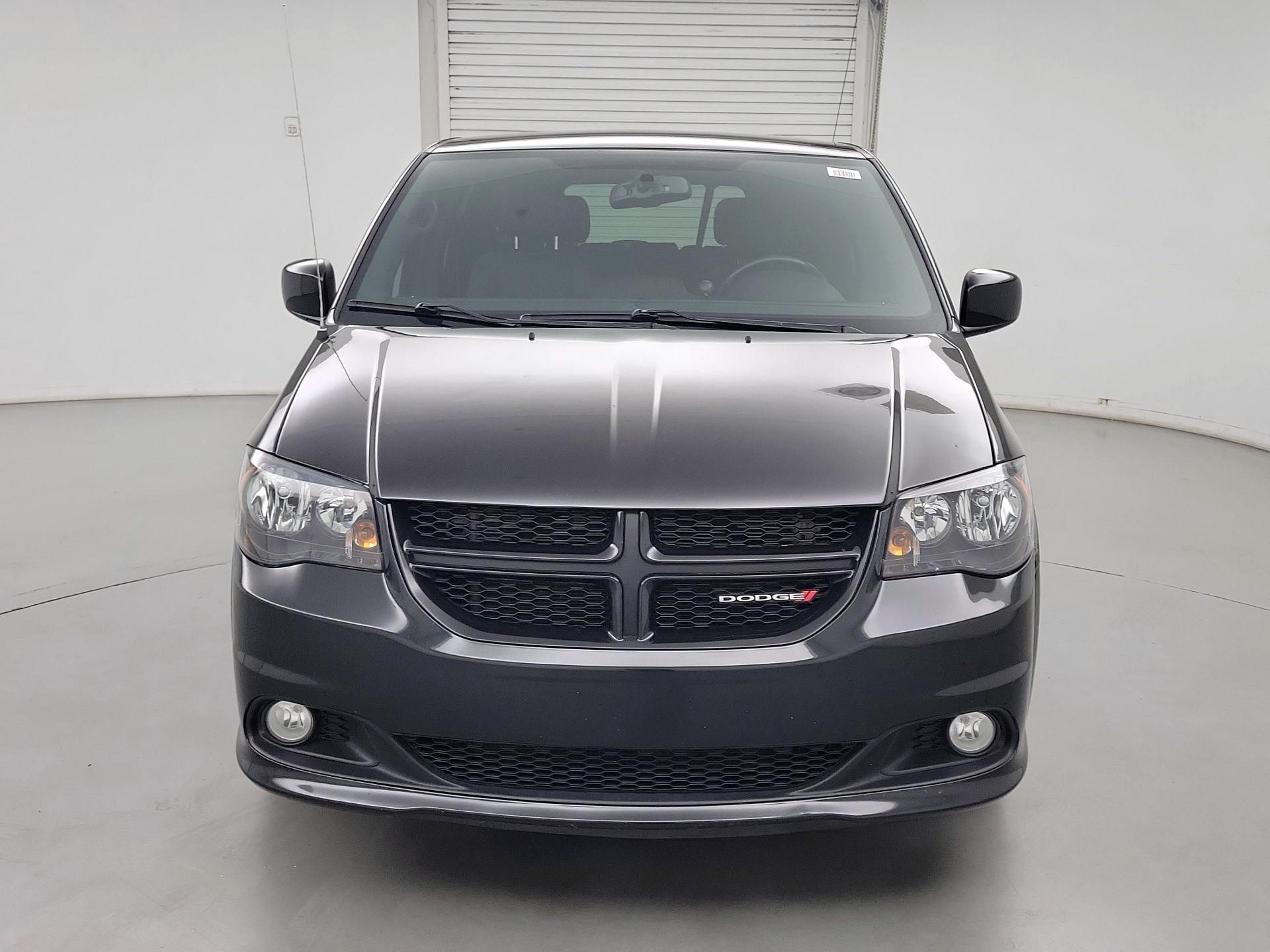 Thumbnail: 2017 Dodge Grand Caravan - 2