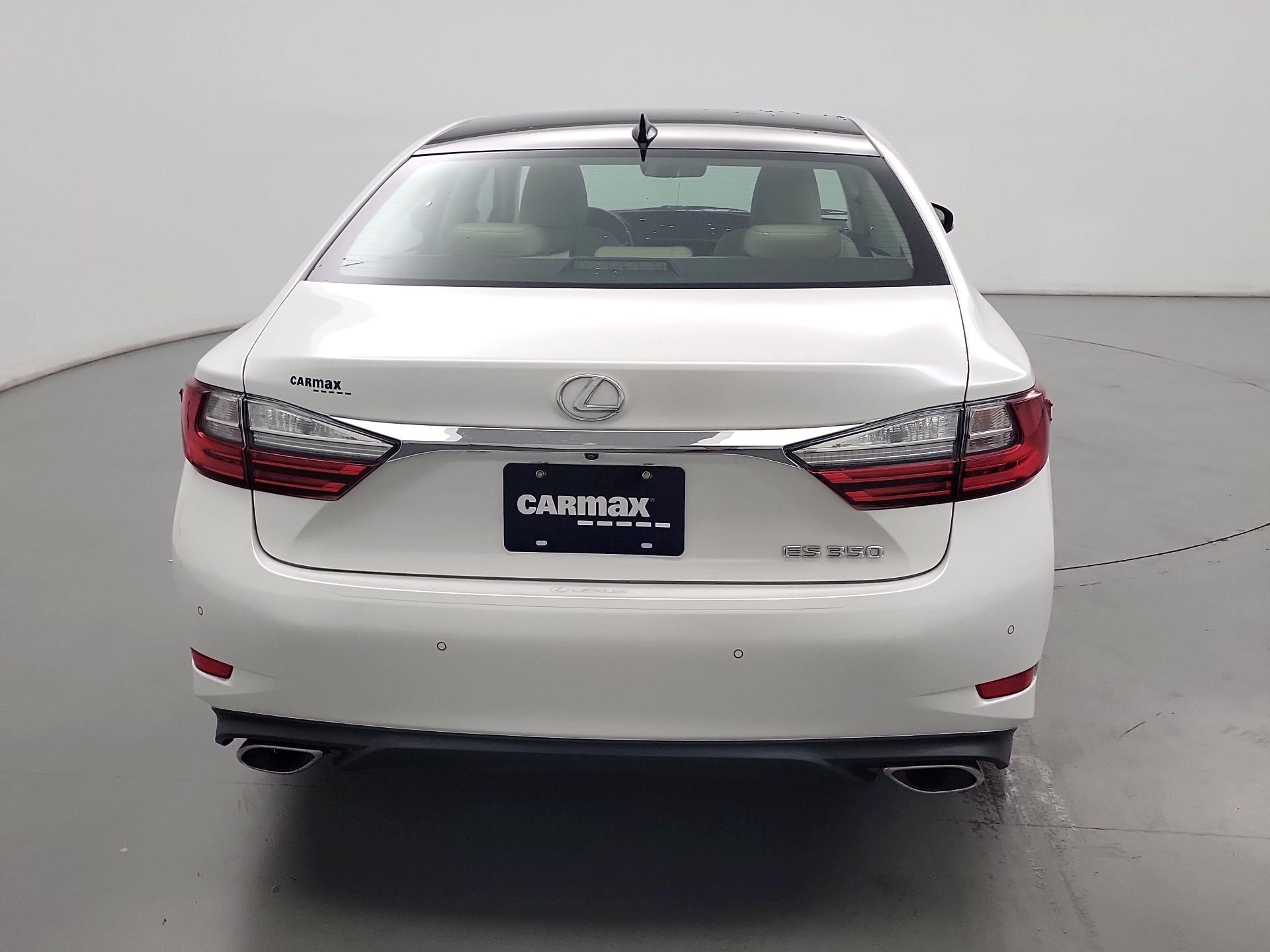 Thumbnail: 2017 Lexus ES - 6