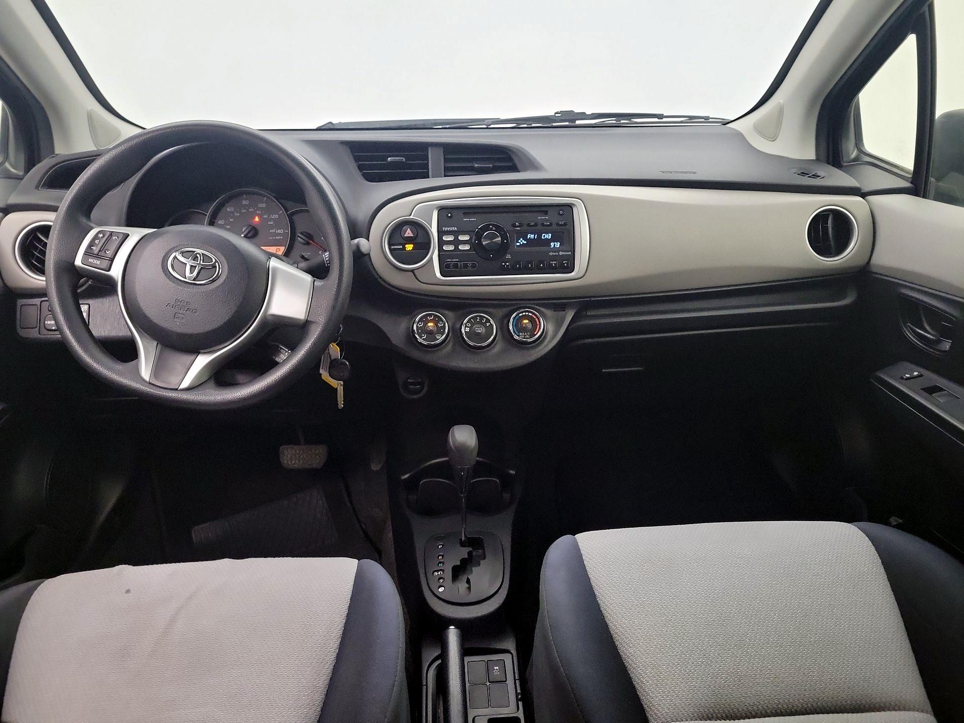 Thumbnail: 2014 Toyota Yaris - 9