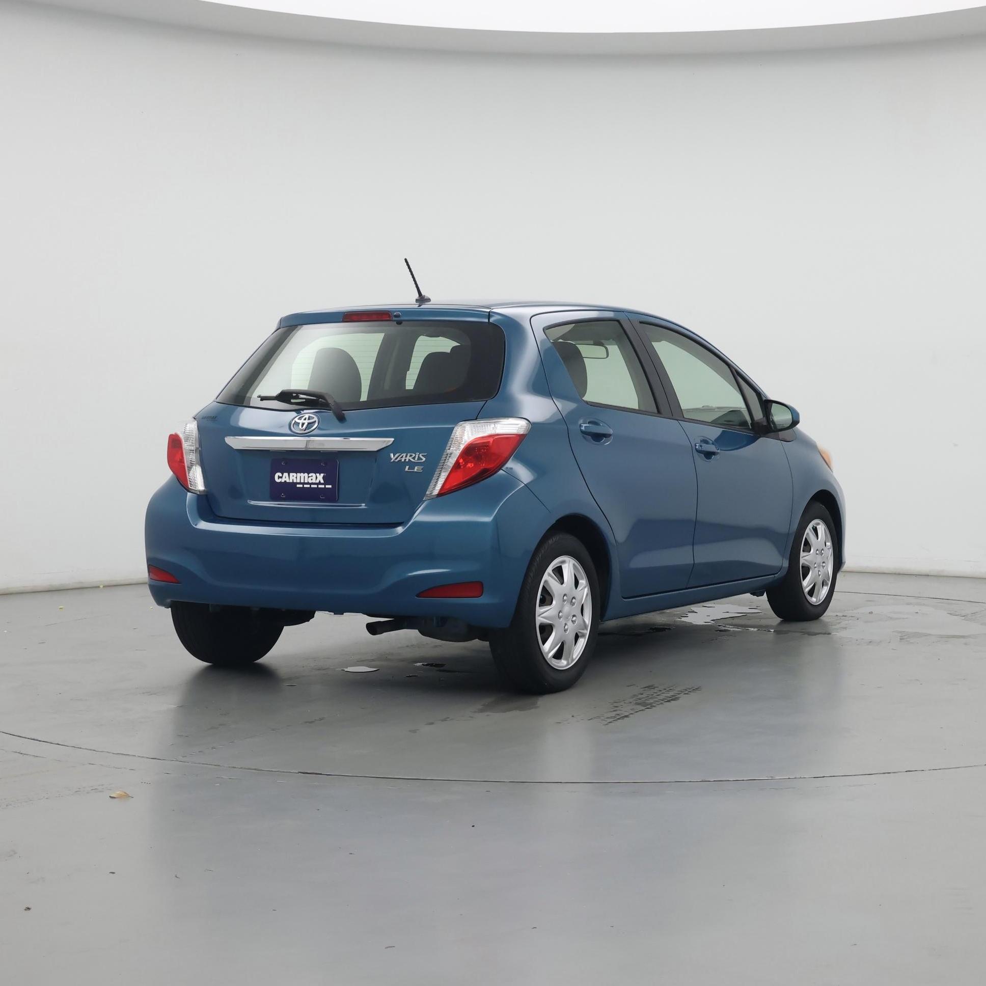 Thumbnail: 2014 Toyota Yaris - 8