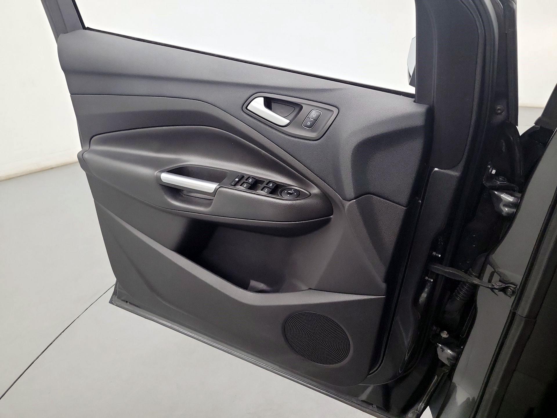 Thumbnail: 2017 Ford Escape - 10