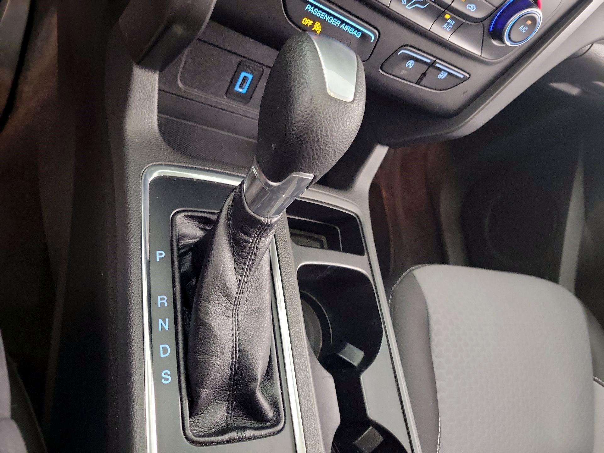 Thumbnail: 2017 Ford Escape - 15