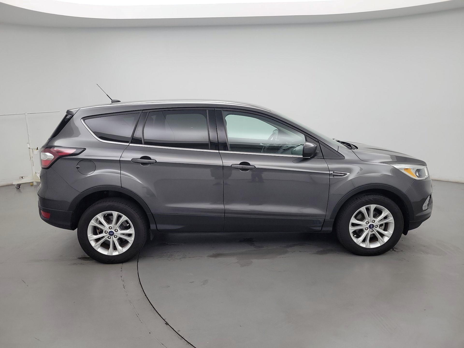 Thumbnail: 2017 Ford Escape - 4
