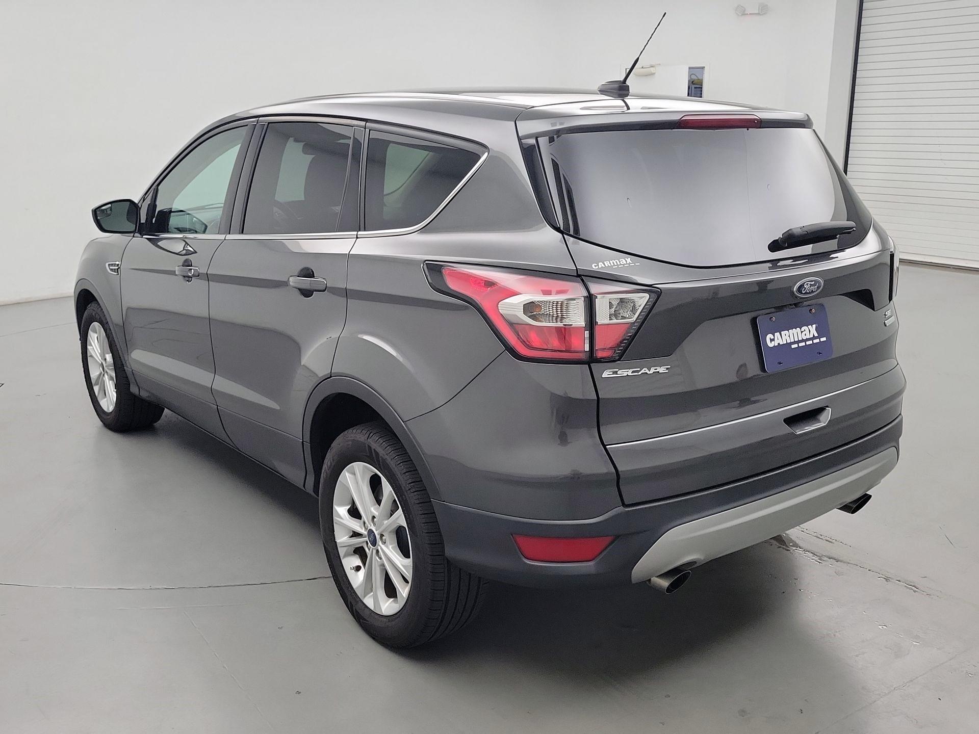 Thumbnail: 2017 Ford Escape - 7