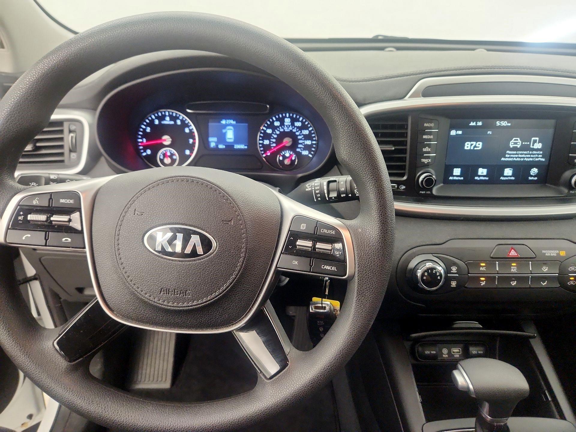 Thumbnail: 2020 Kia Sorento - 9