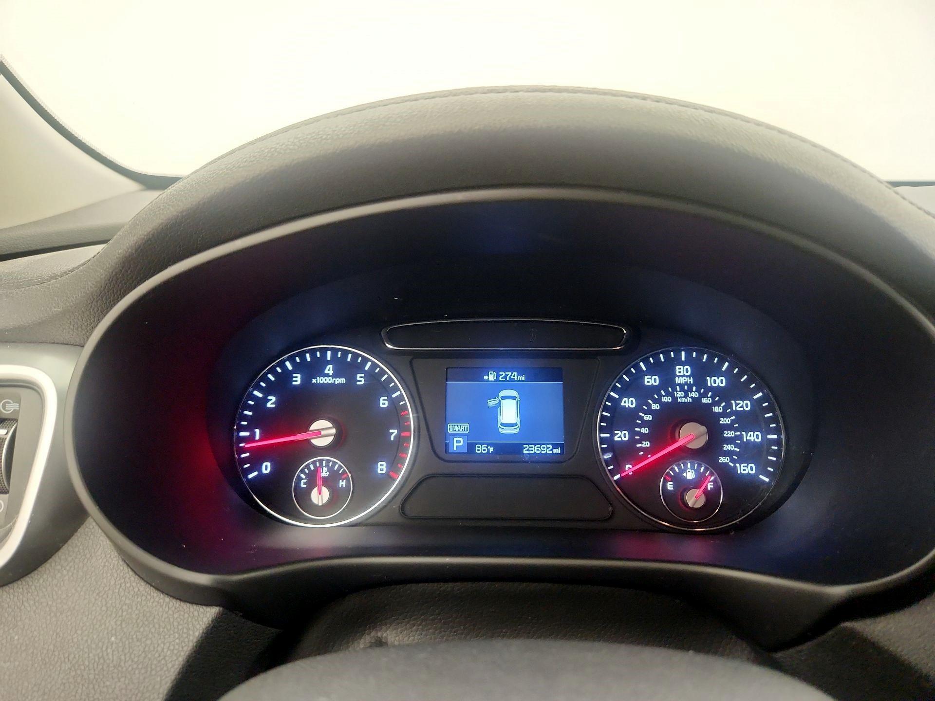 Thumbnail: 2020 Kia Sorento - 10