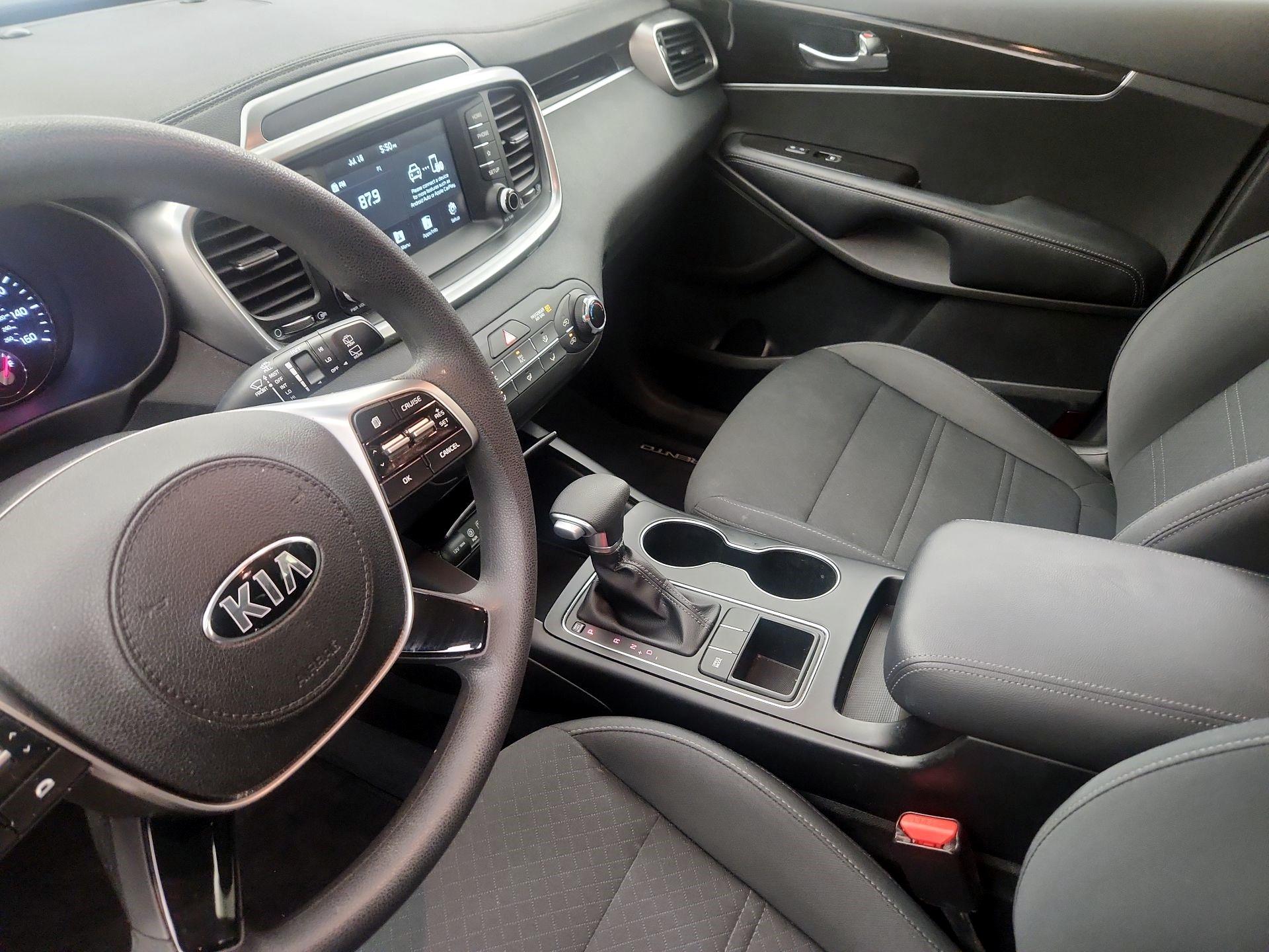 Thumbnail: 2020 Kia Sorento - 11