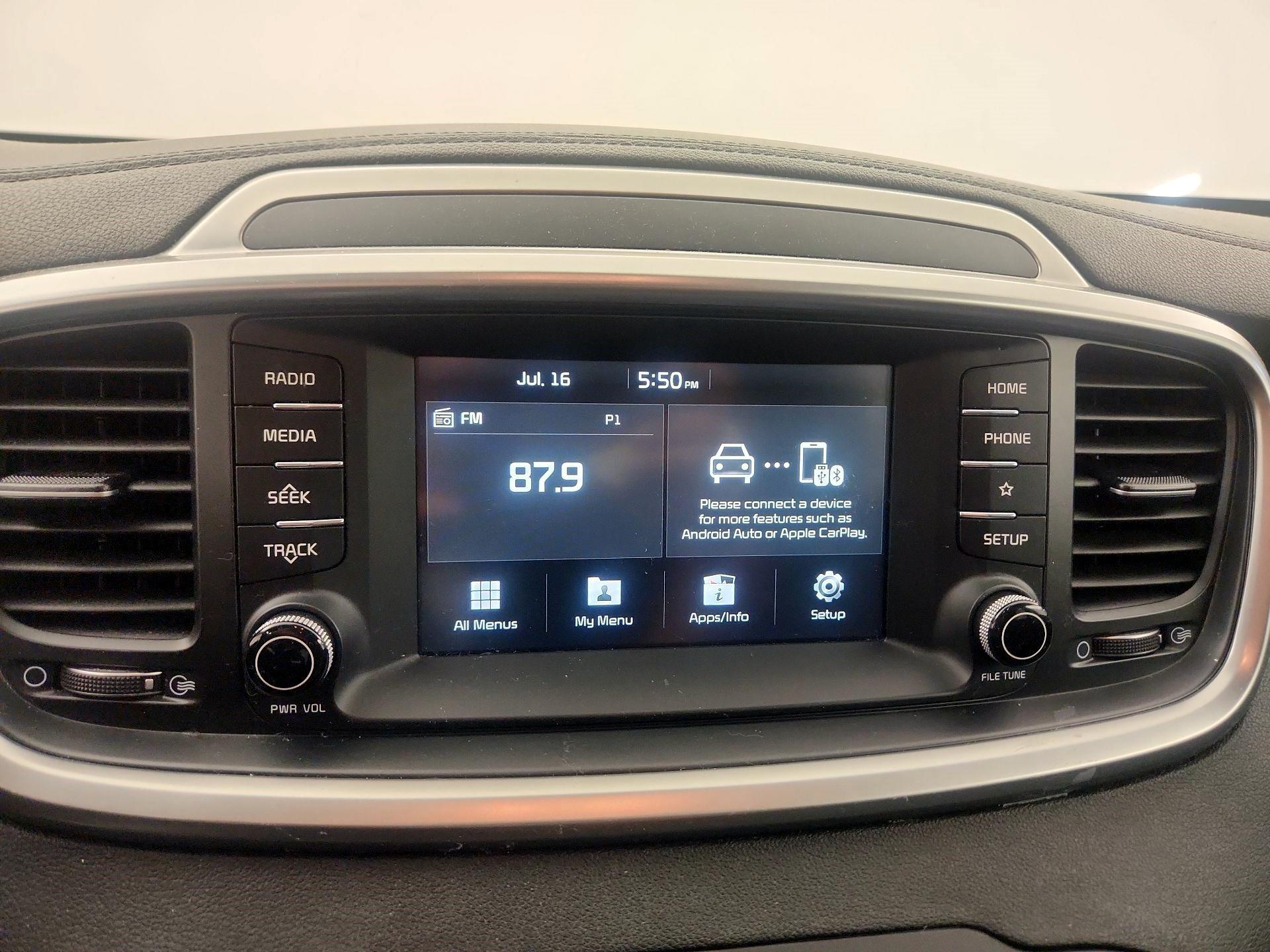 Thumbnail: 2020 Kia Sorento - 15