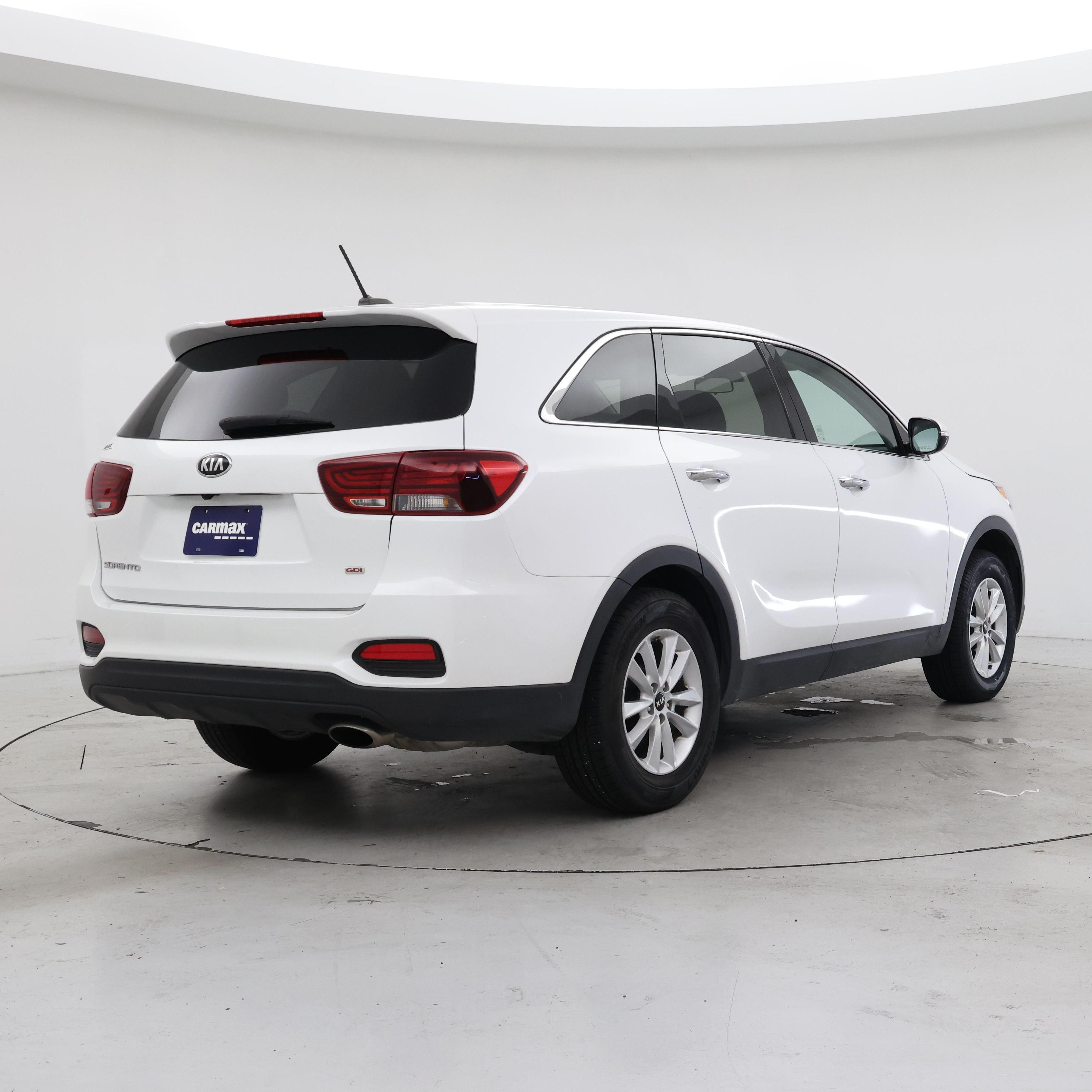 Thumbnail: 2020 Kia Sorento - 8