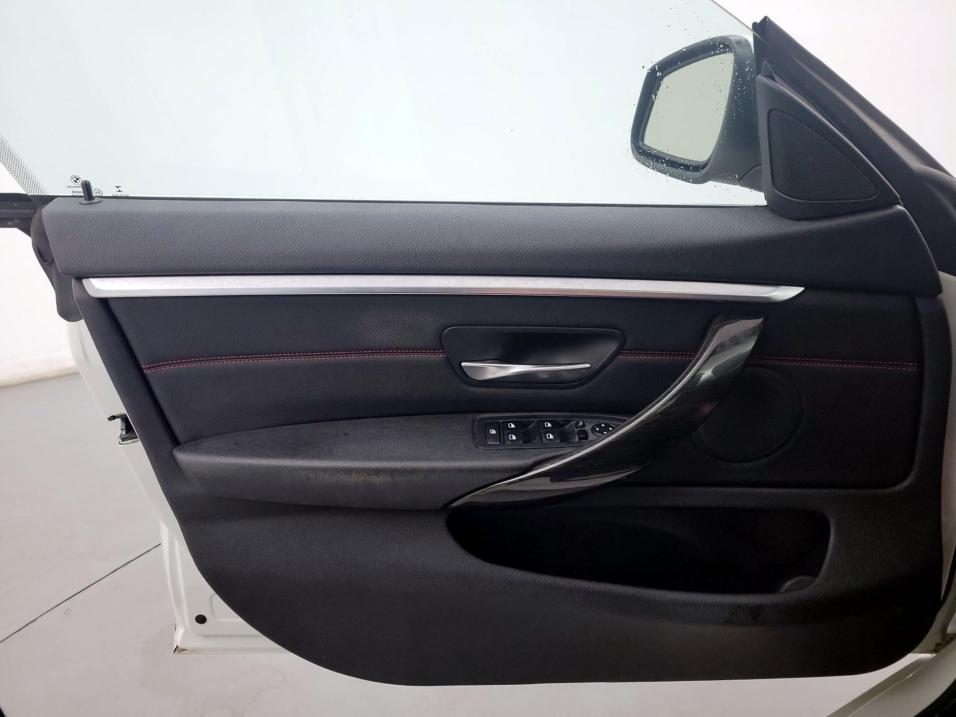 Thumbnail: 2016 BMW 4 Series - 12