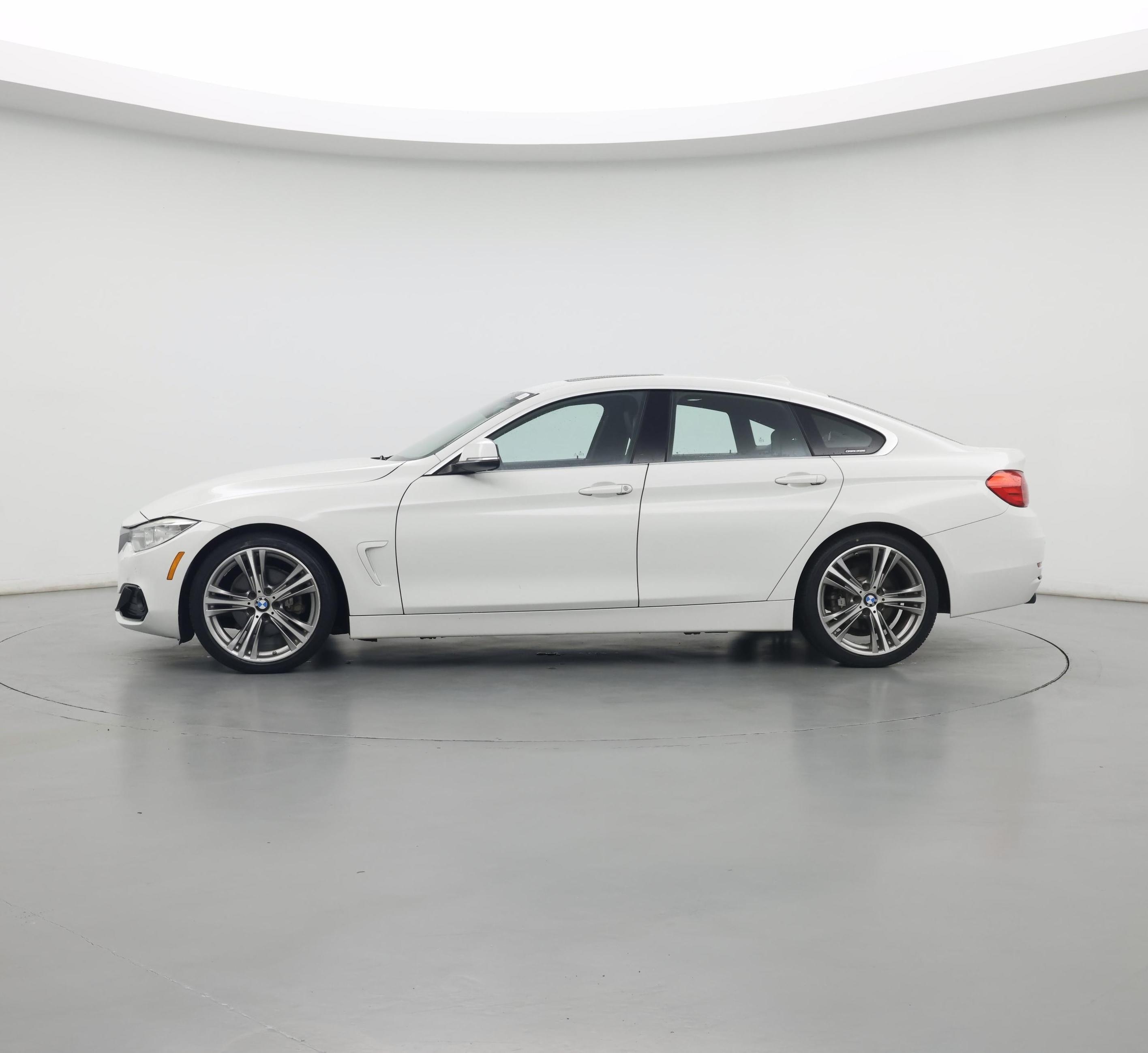 Thumbnail: 2016 BMW 4 Series - 3