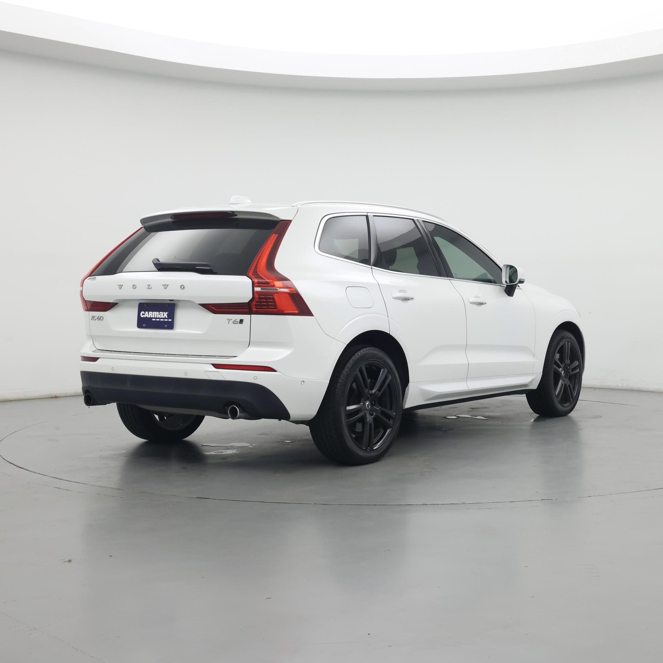 Thumbnail: 2018 Volvo XC60 - 8