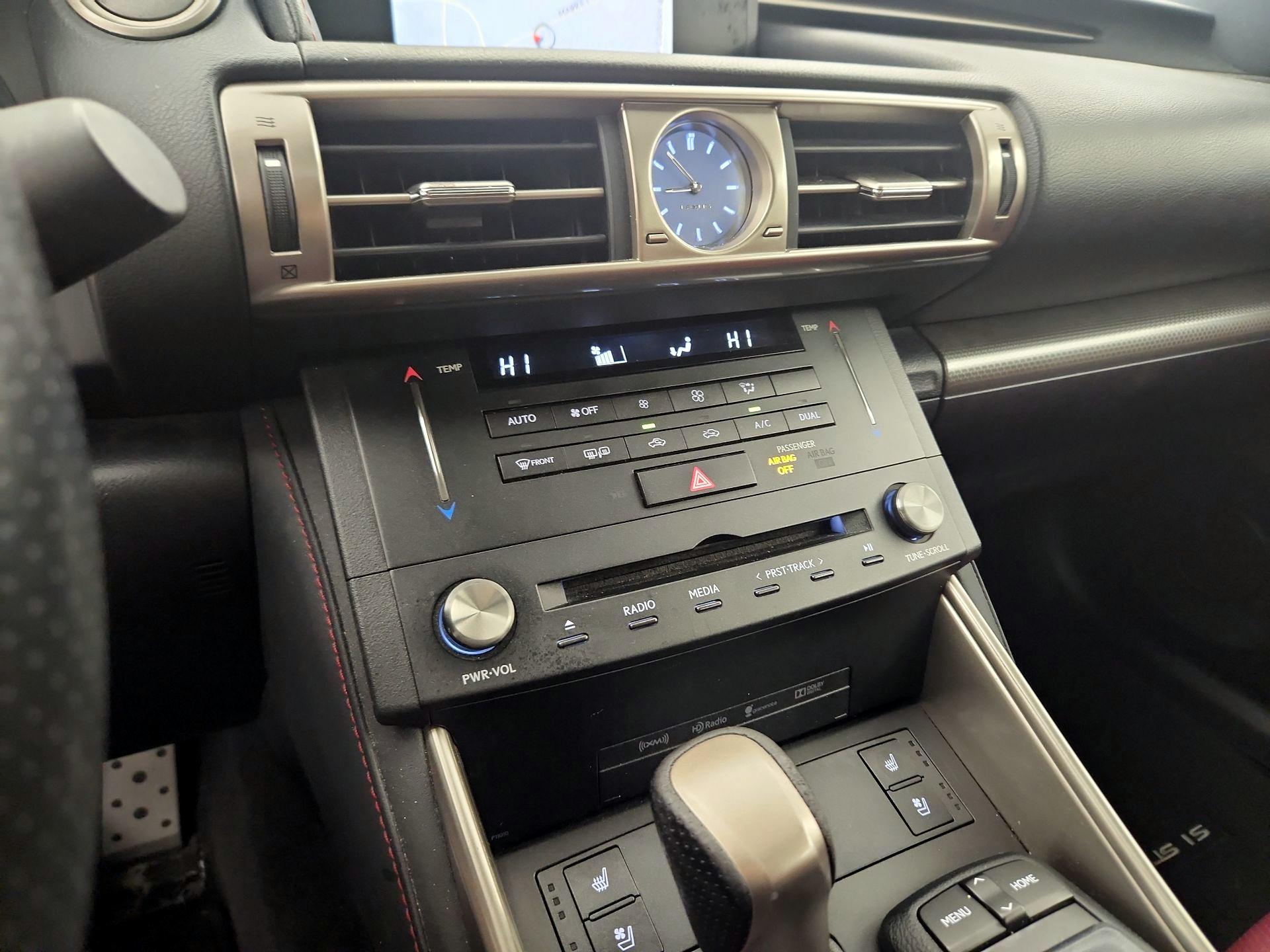 Thumbnail: 2015 Lexus IS - 17