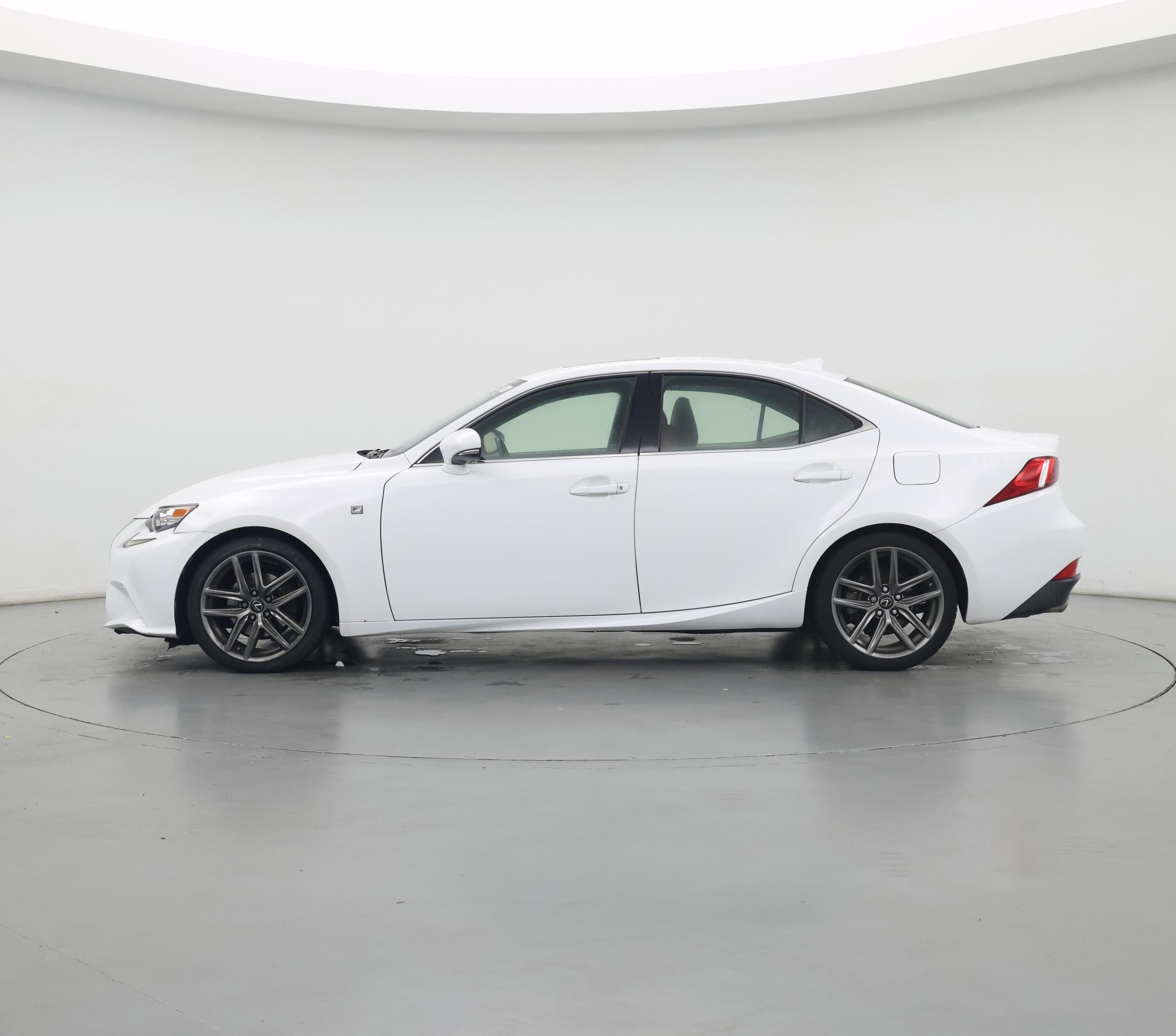 Thumbnail: 2015 Lexus IS - 3