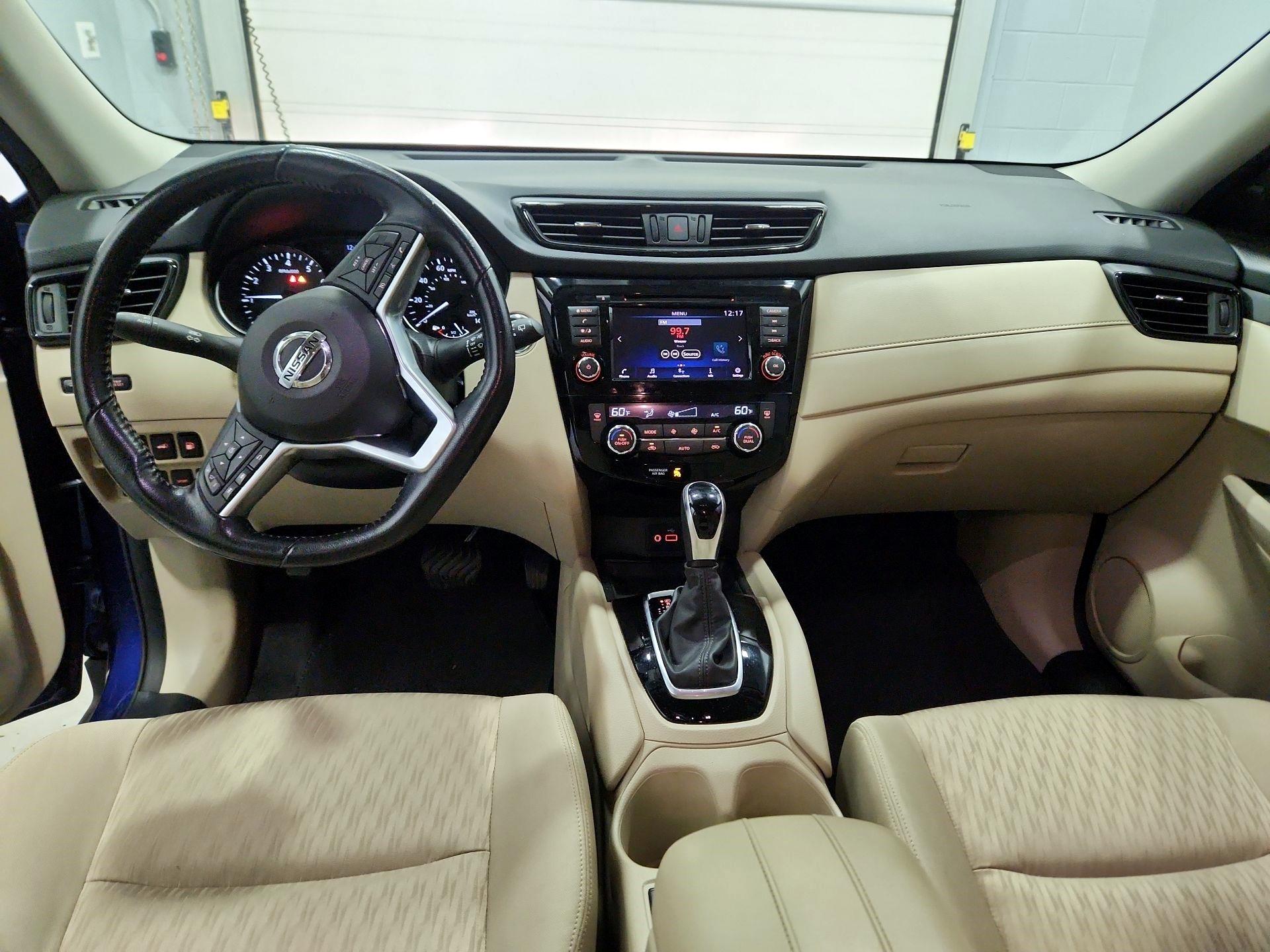 Thumbnail: 2020 Nissan Rogue - 9