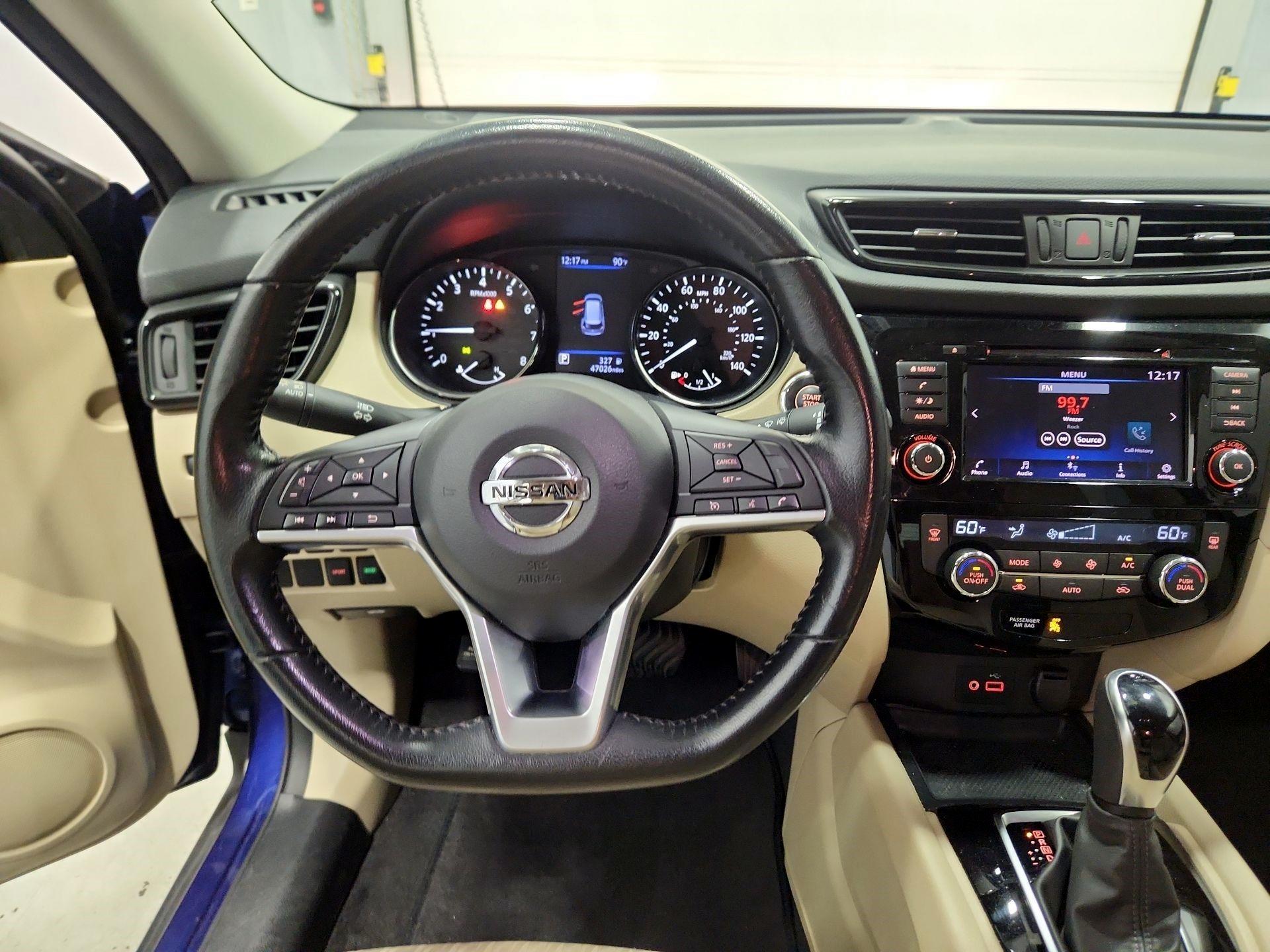 Thumbnail: 2020 Nissan Rogue - 10