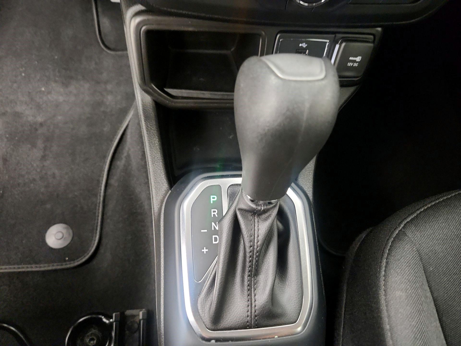 Thumbnail: 2021 Jeep Renegade - 17