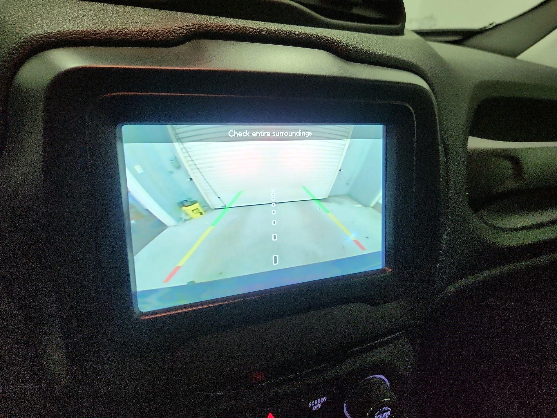 Thumbnail: 2019 Jeep Renegade - 14