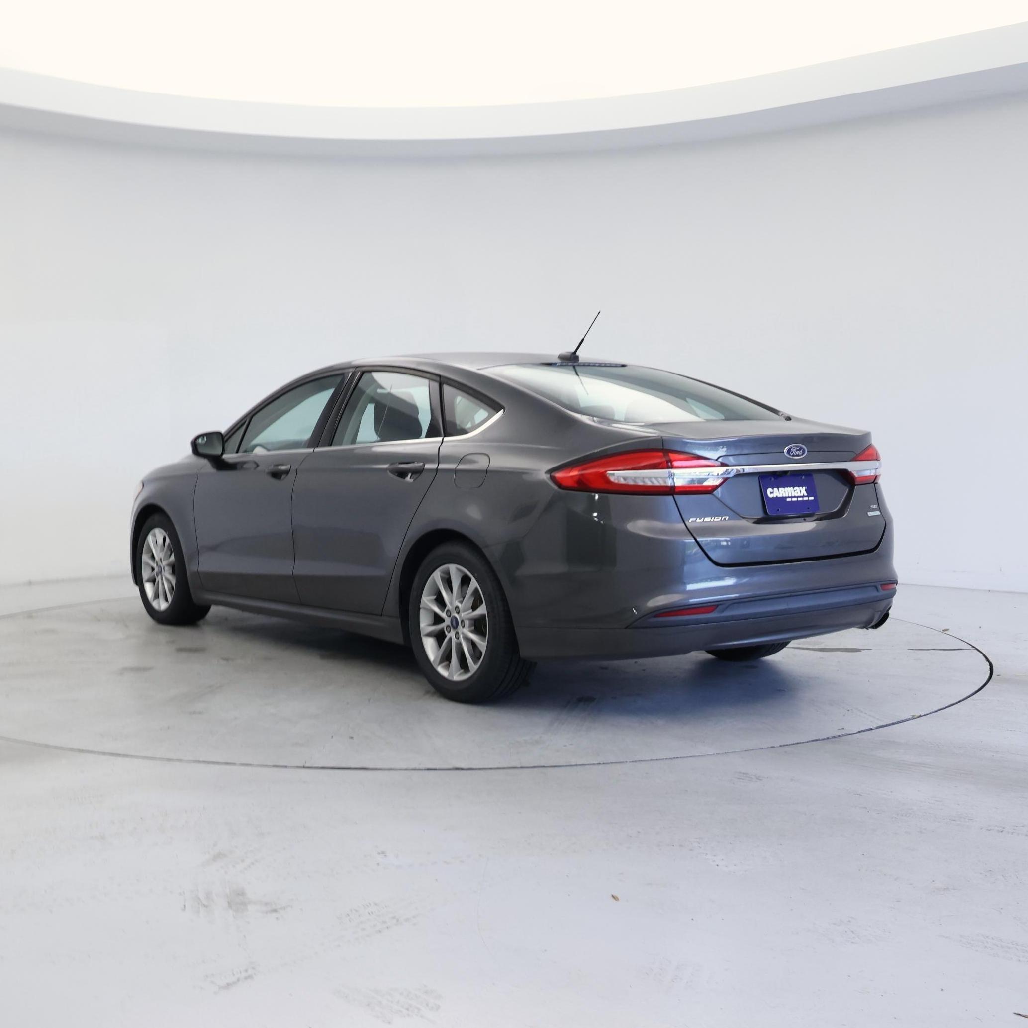 Thumbnail: 2017 Ford Fusion - 2