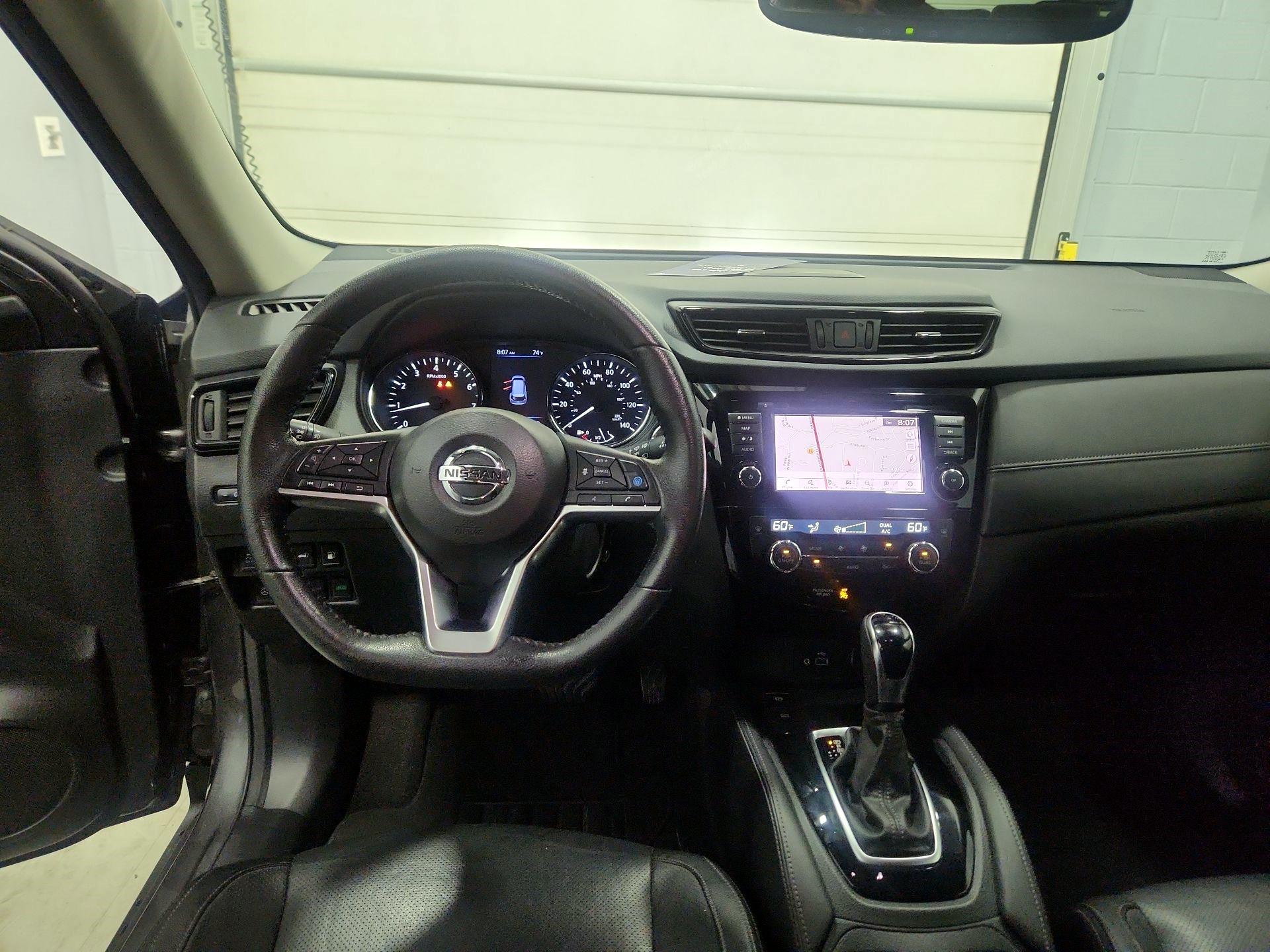 Thumbnail: 2020 Nissan Rogue - 9
