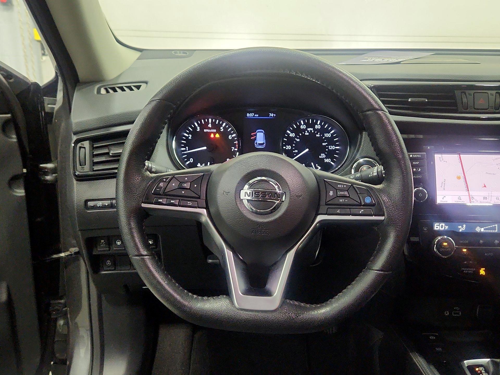 Thumbnail: 2020 Nissan Rogue - 10