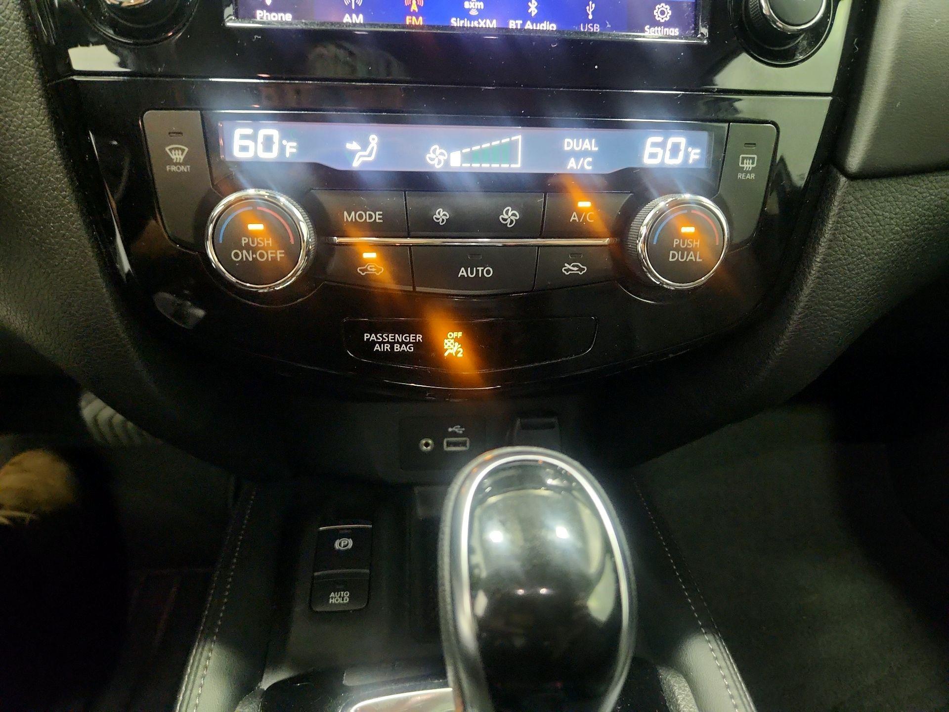 Thumbnail: 2020 Nissan Rogue - 17