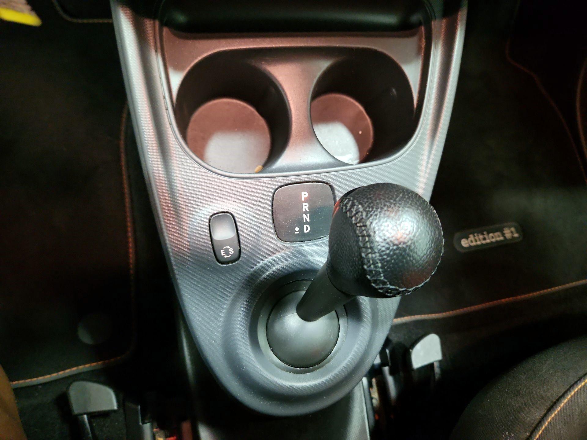 Thumbnail: 2016 smart fortwo - 17