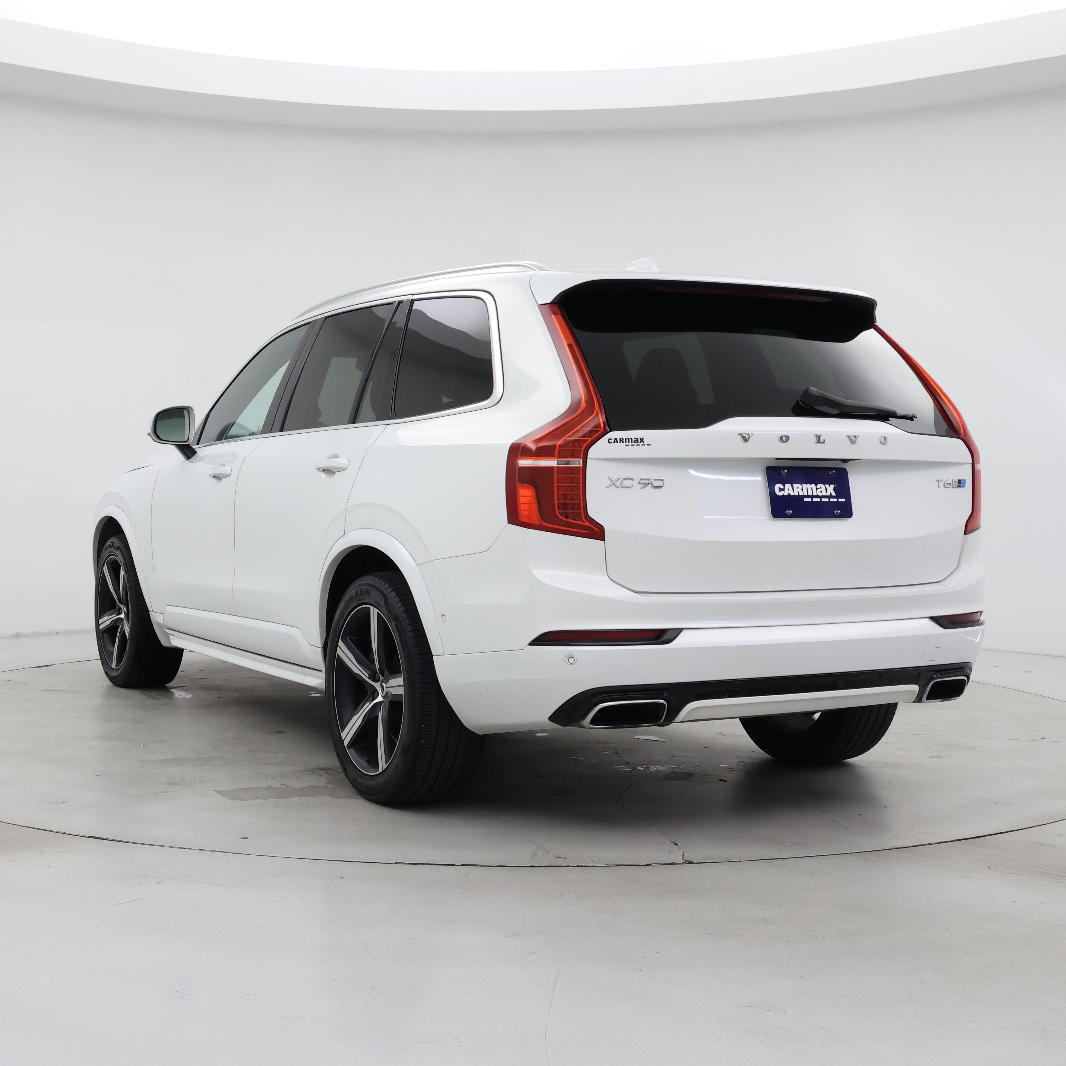 Thumbnail: 2018 Volvo XC90 - 2