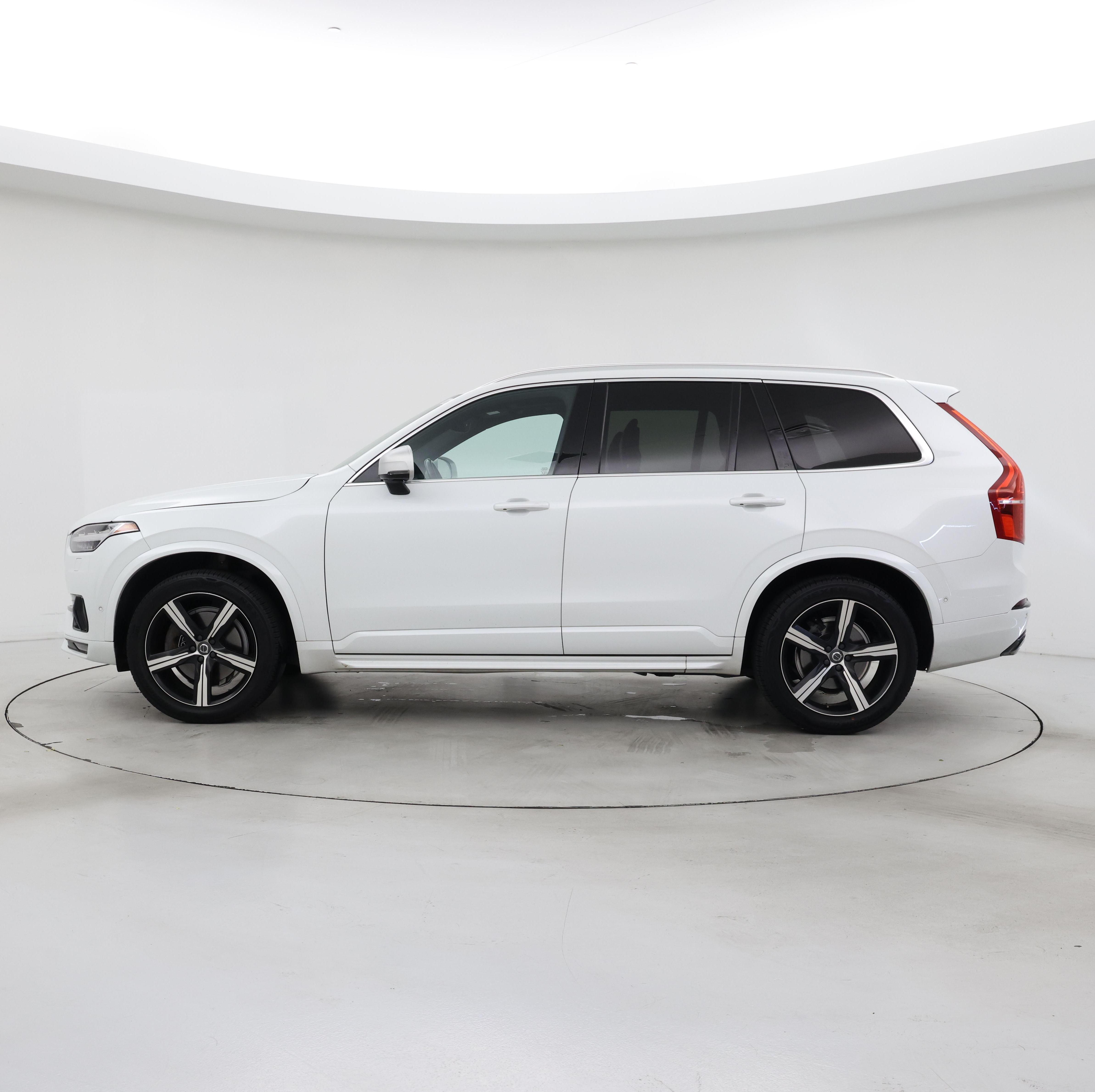 Thumbnail: 2018 Volvo XC90 - 3