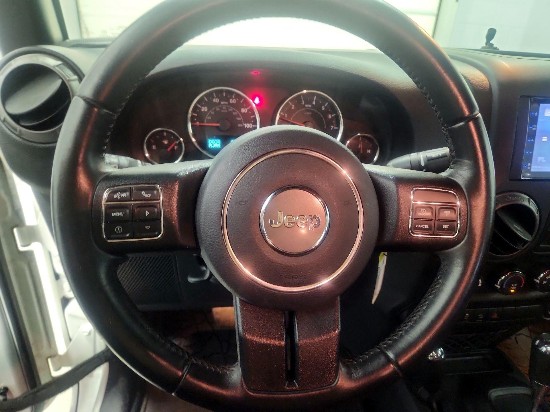 Thumbnail: 2016 Jeep Wrangler - 10
