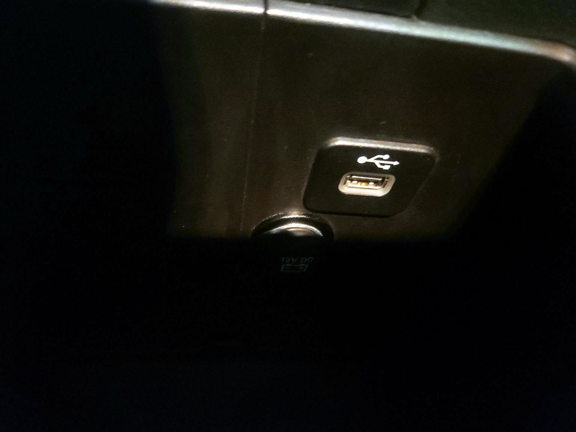 Thumbnail: 2016 Jeep Wrangler - 17