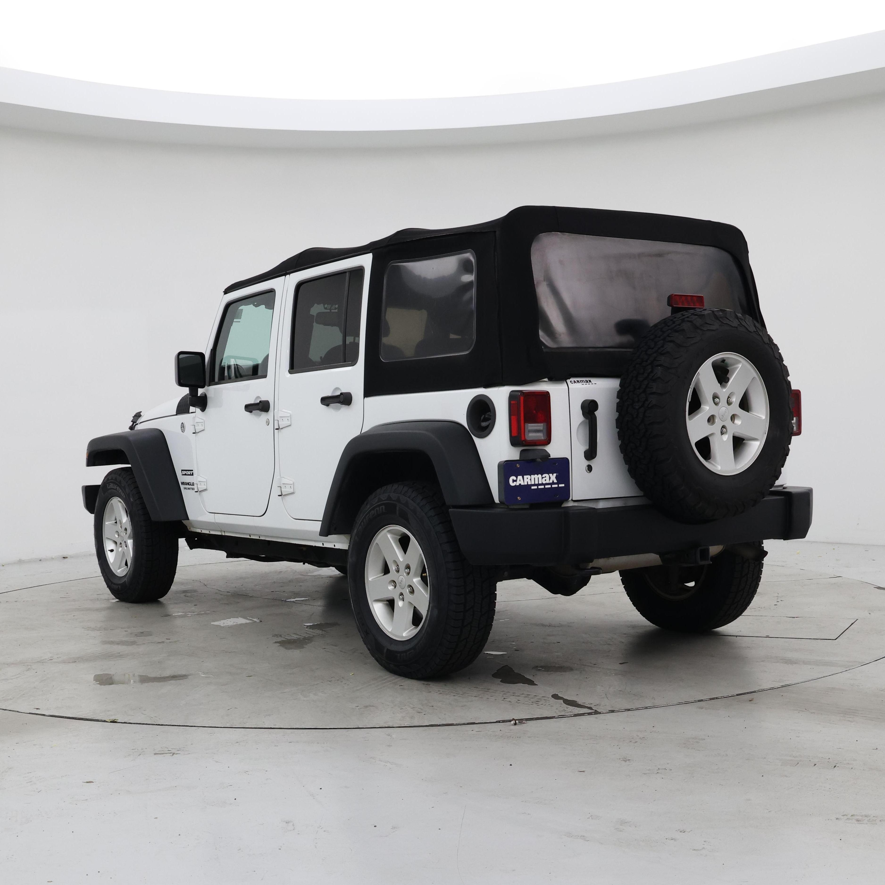Thumbnail: 2016 Jeep Wrangler - 2