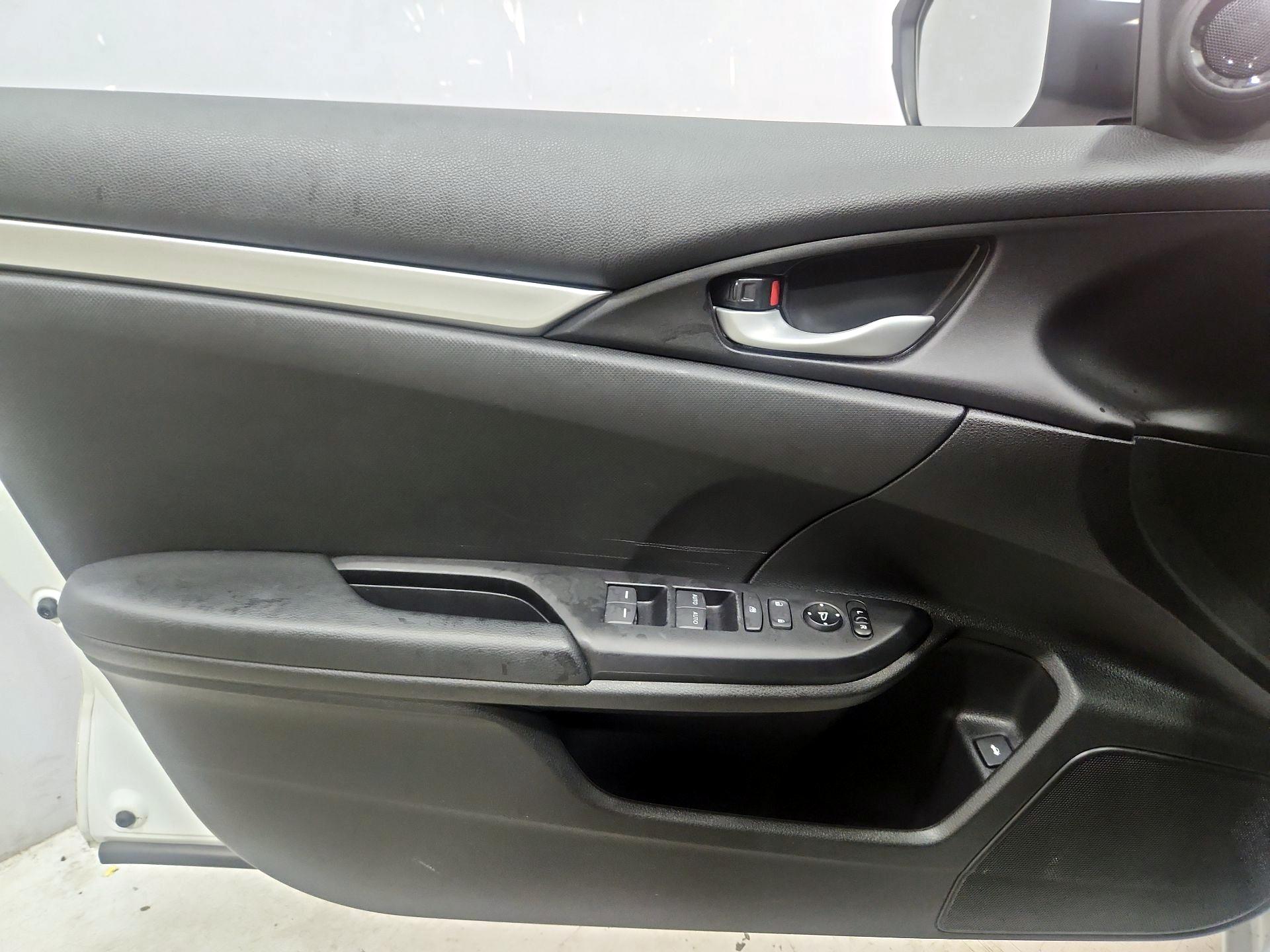 Thumbnail: 2019 Honda Civic - 12