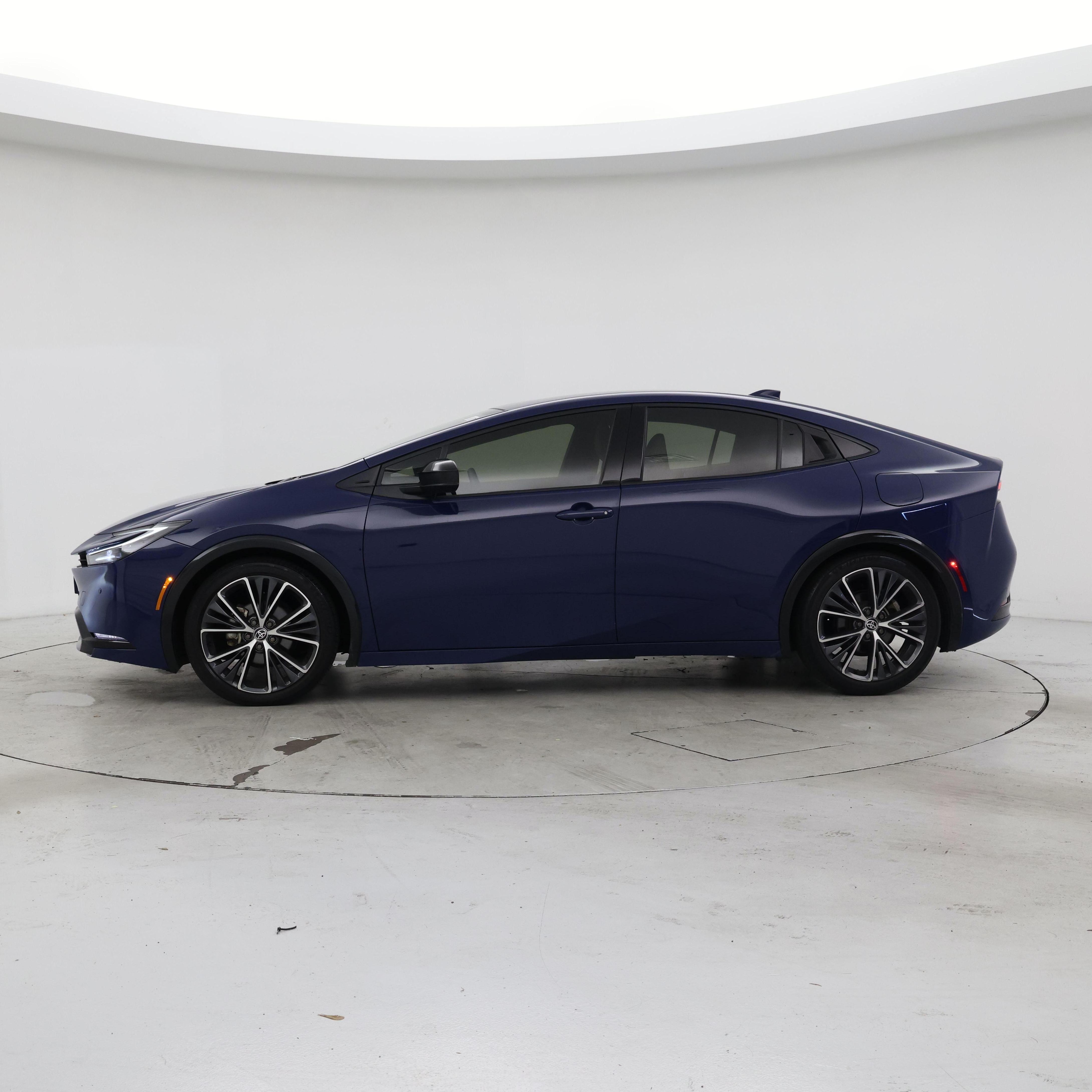 Thumbnail: 2023 Toyota Prius - 3