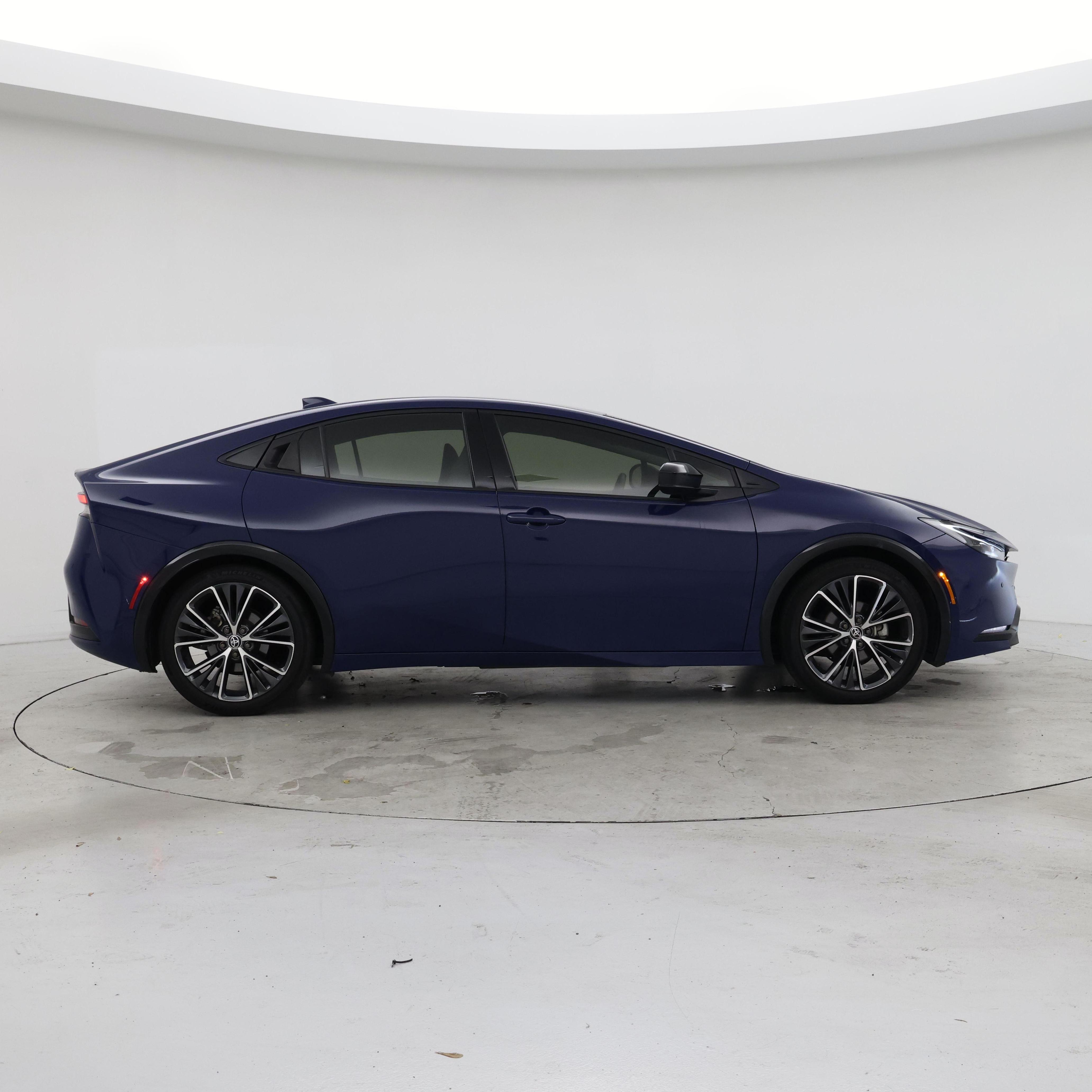 Thumbnail: 2023 Toyota Prius - 7