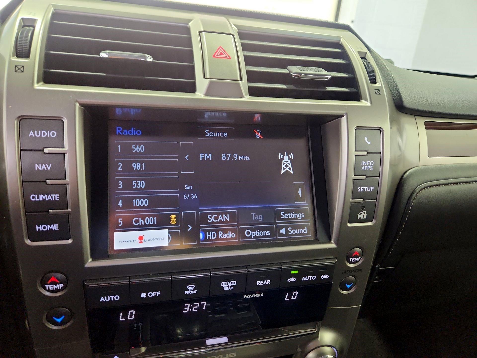 Thumbnail: 2016 Lexus GX - 15