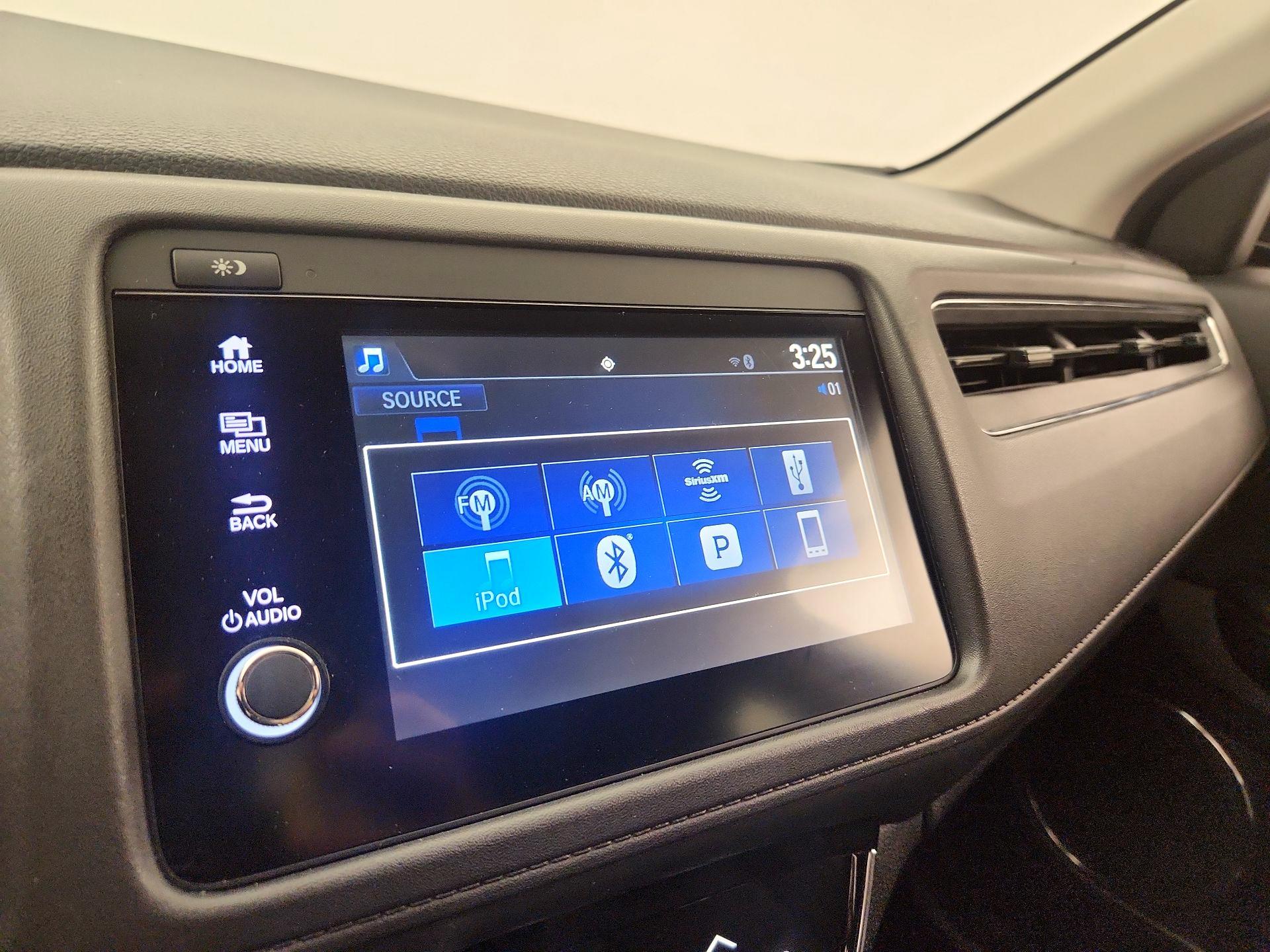 Thumbnail: 2019 Honda HR-V - 15