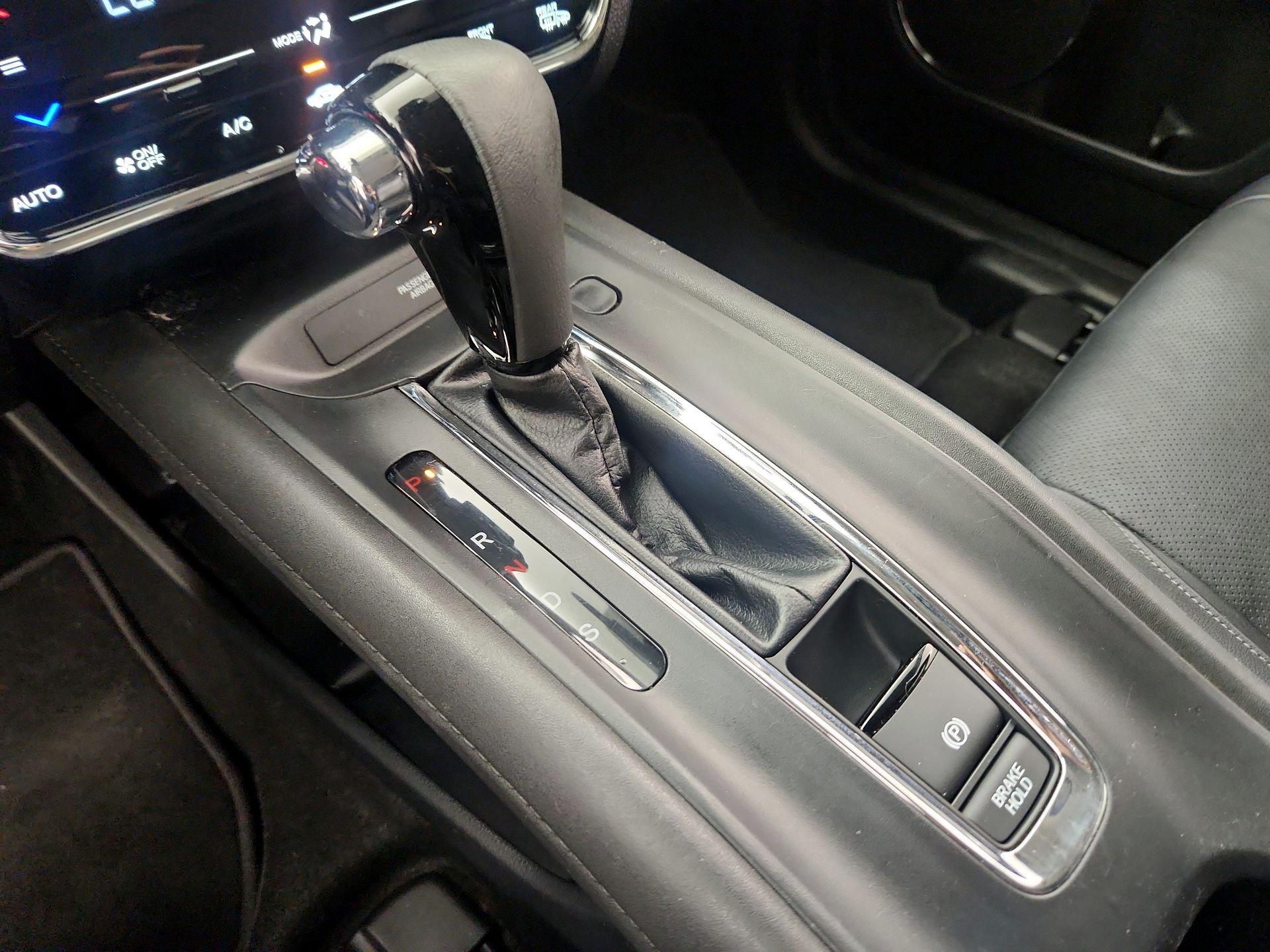 Thumbnail: 2019 Honda HR-V - 17
