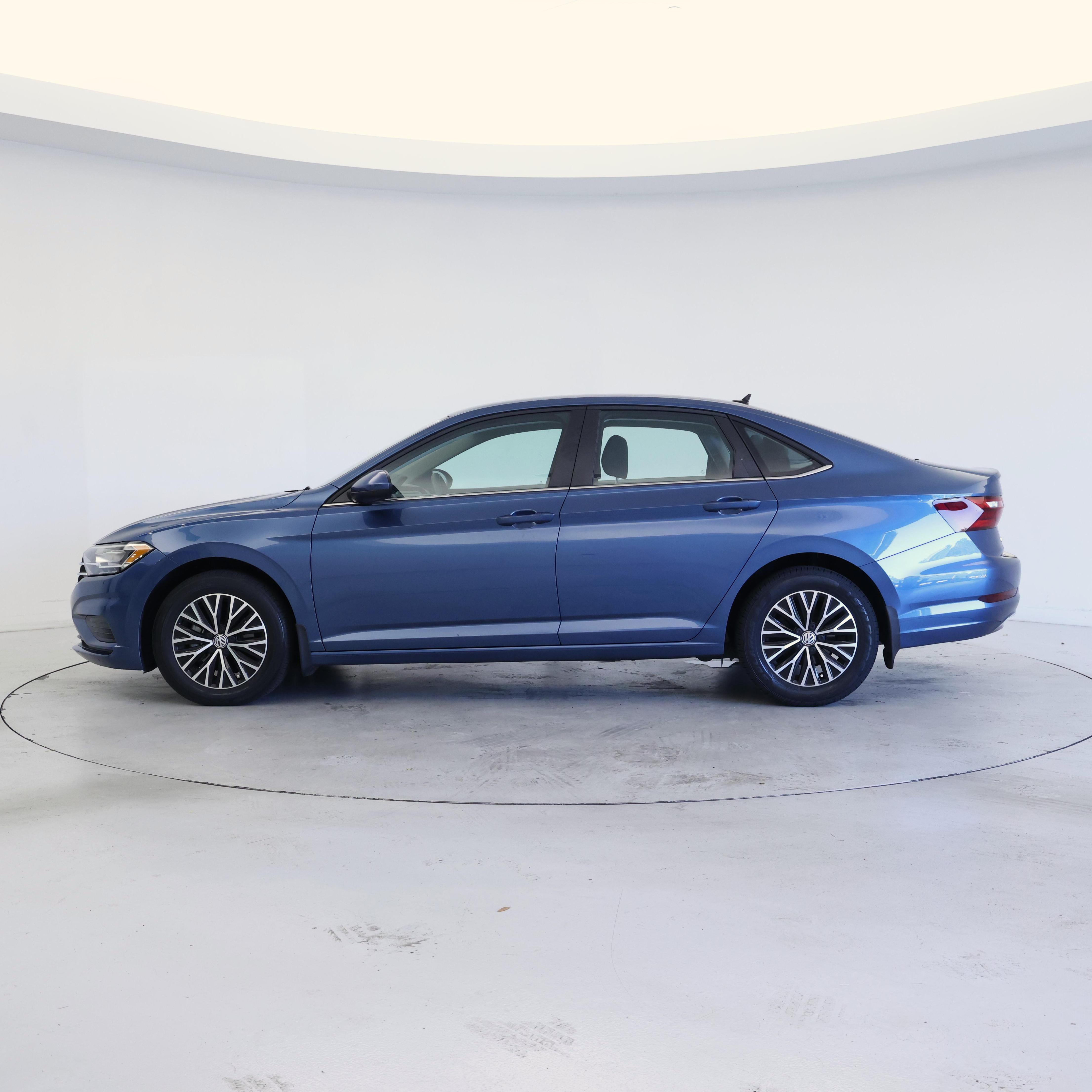 Thumbnail: 2021 Volkswagen Jetta - 3