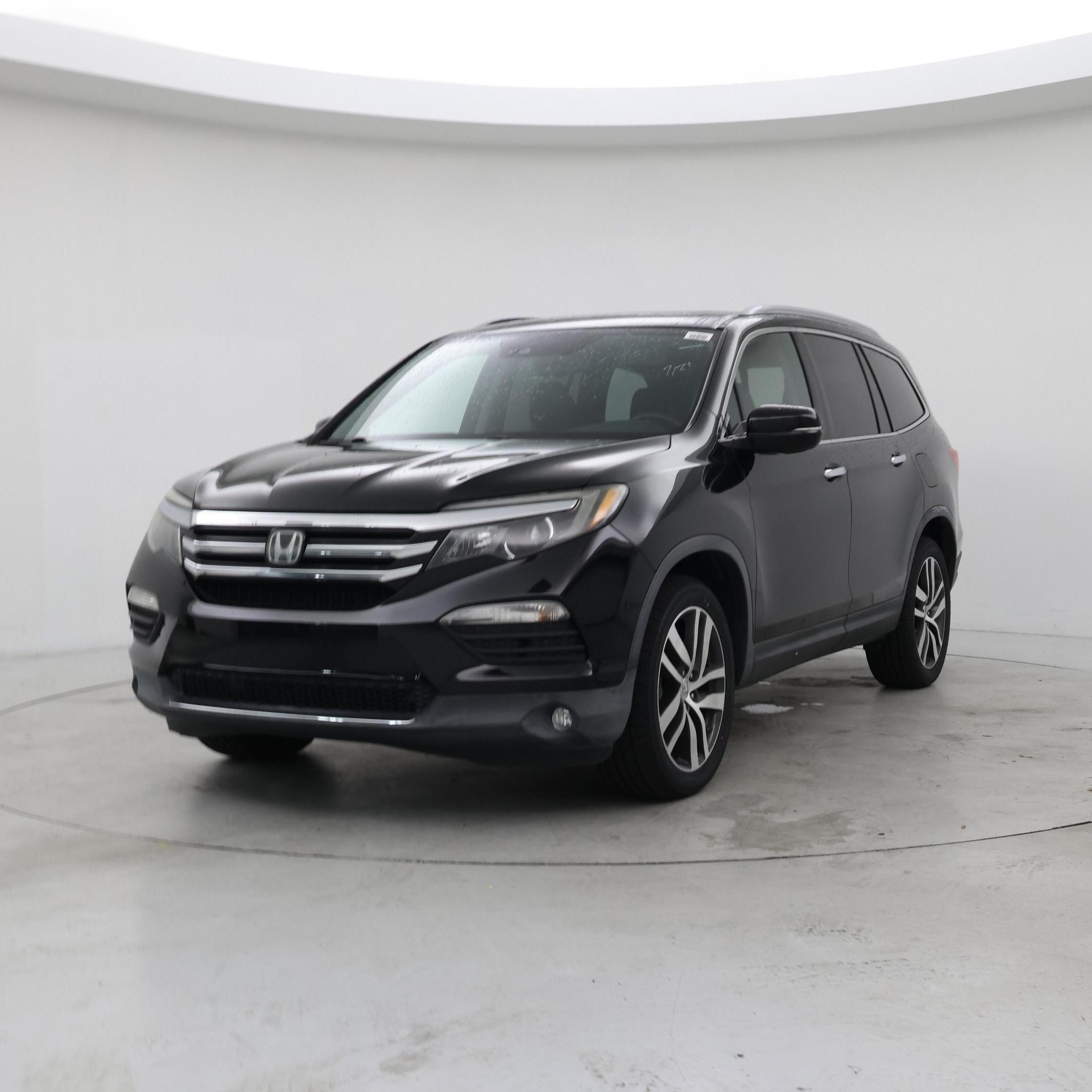 Thumbnail: 2016 Honda Pilot - 4
