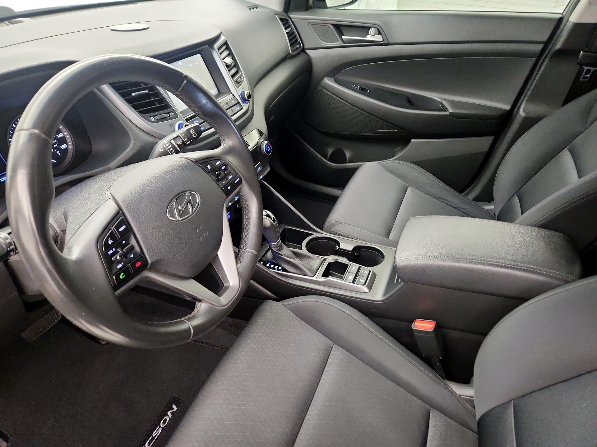 Thumbnail: 2018 Hyundai Tucson - 11