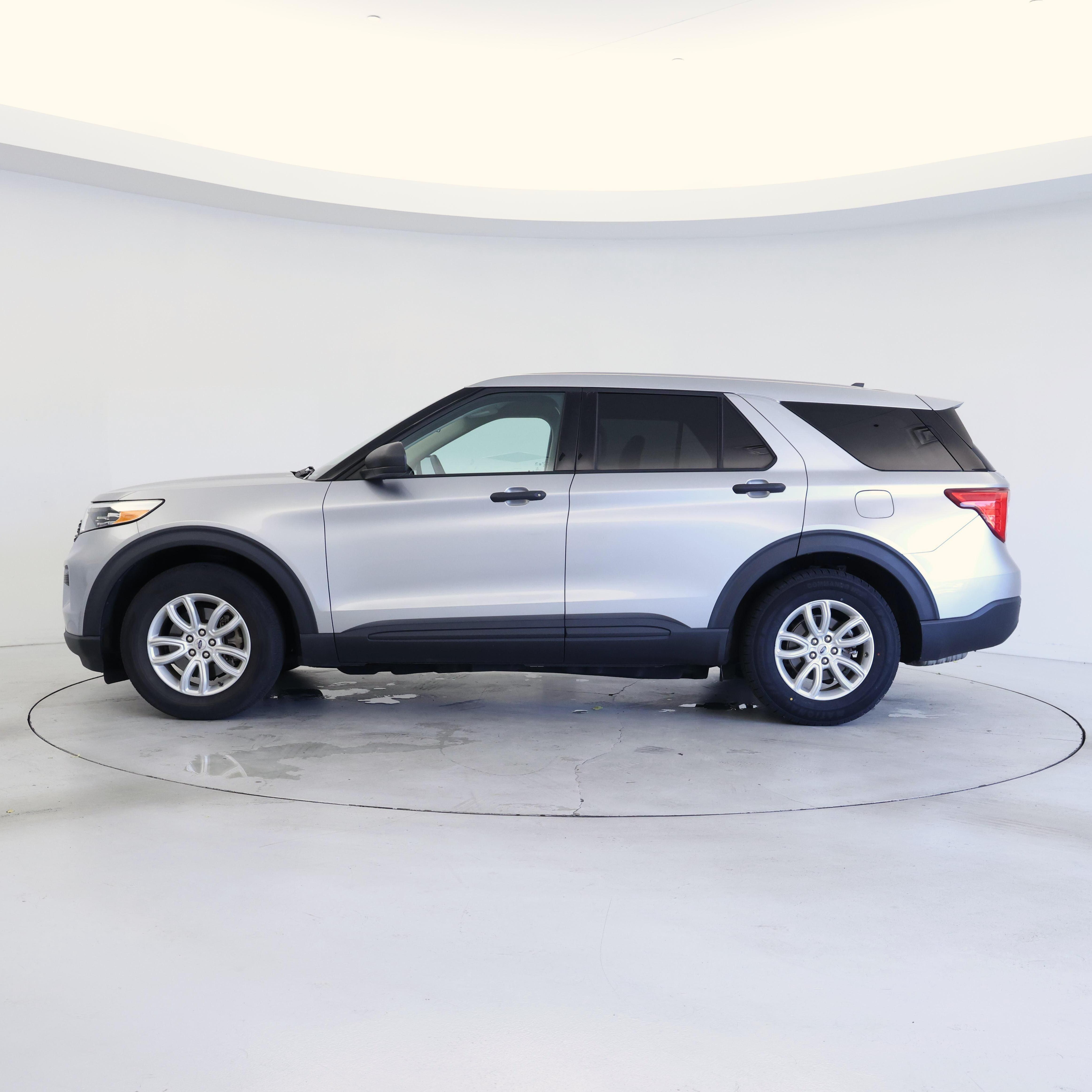 Thumbnail: 2021 Ford Explorer - 3