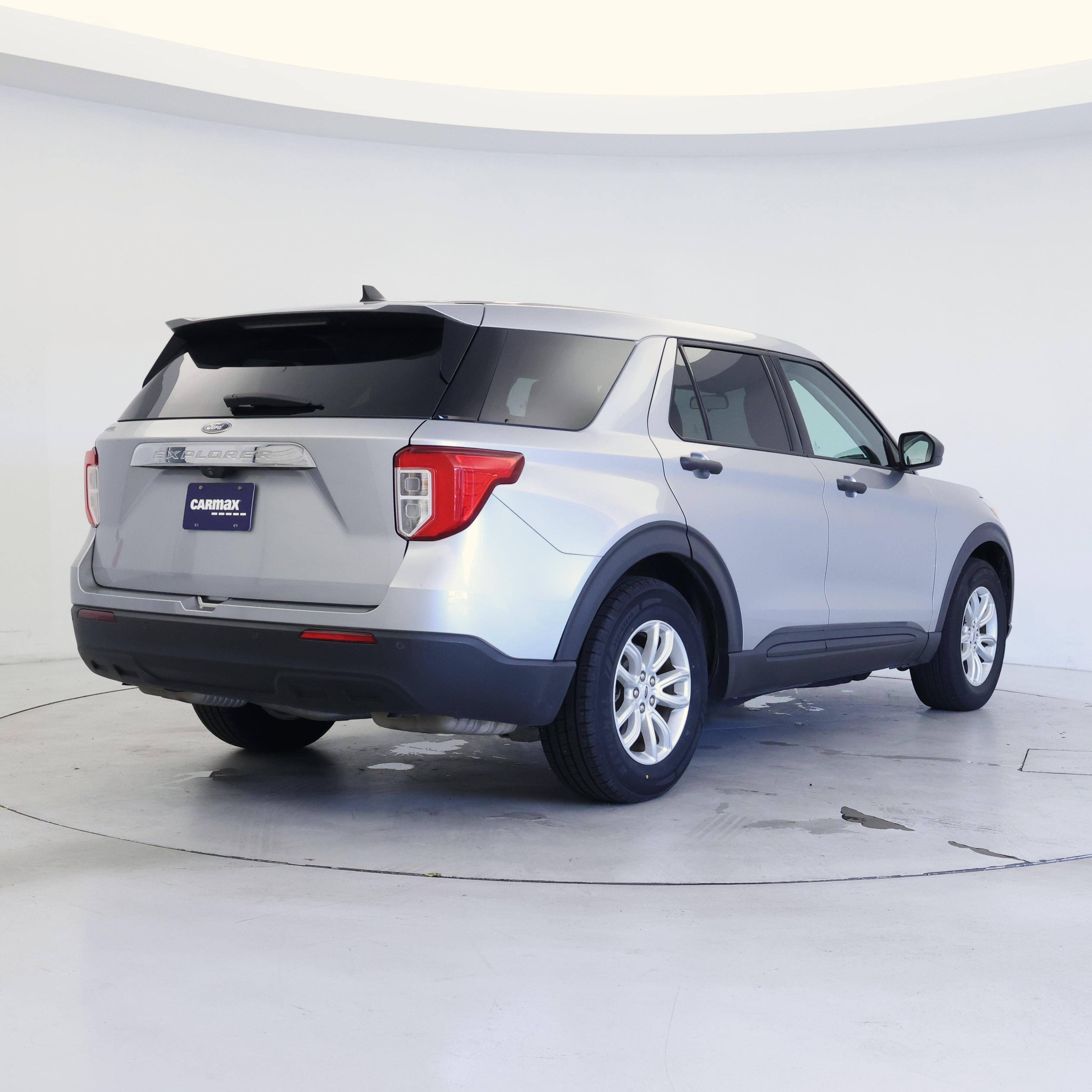 Thumbnail: 2021 Ford Explorer - 8