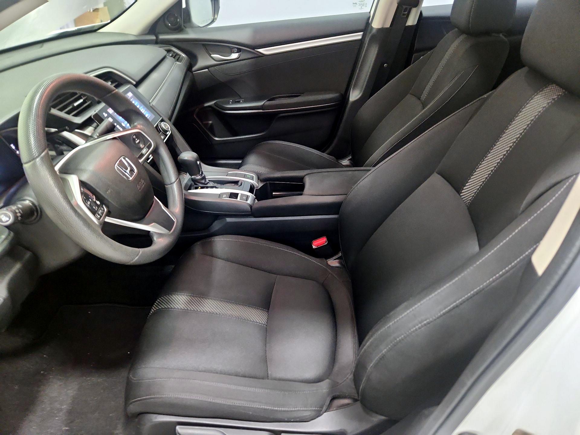 Thumbnail: 2016 Honda Civic - 11