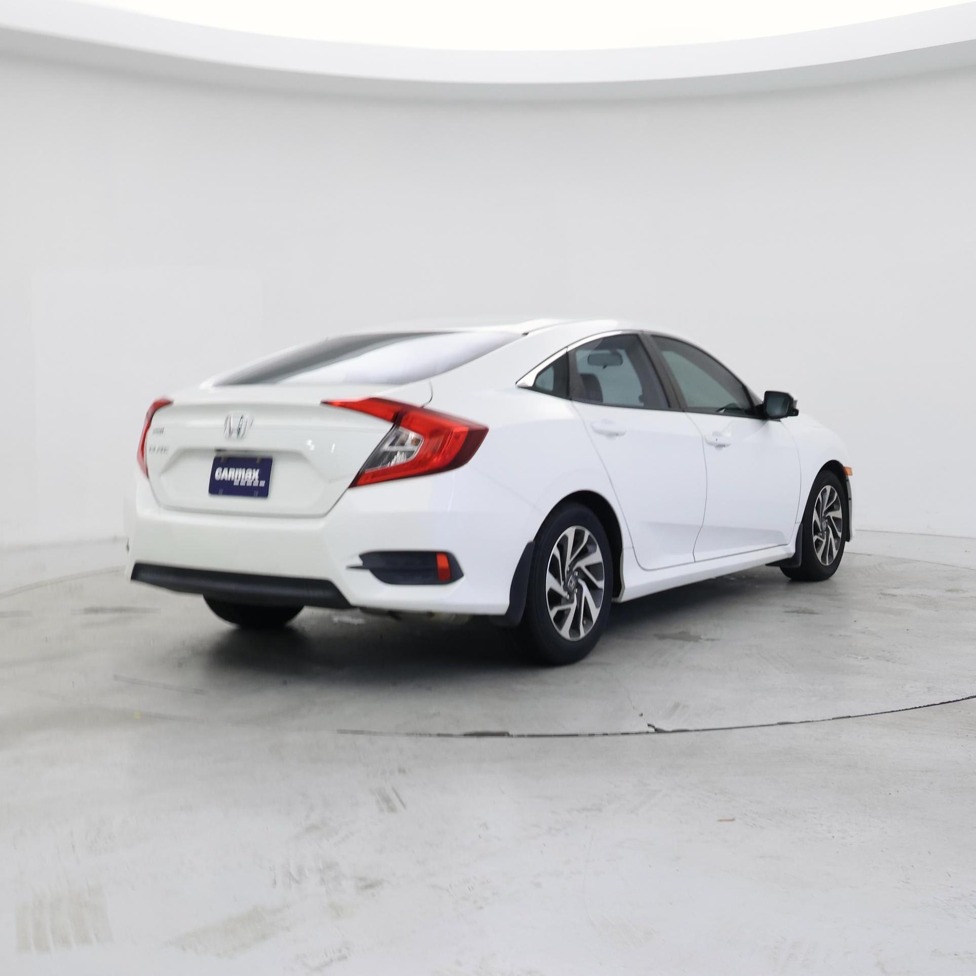 Thumbnail: 2016 Honda Civic - 8