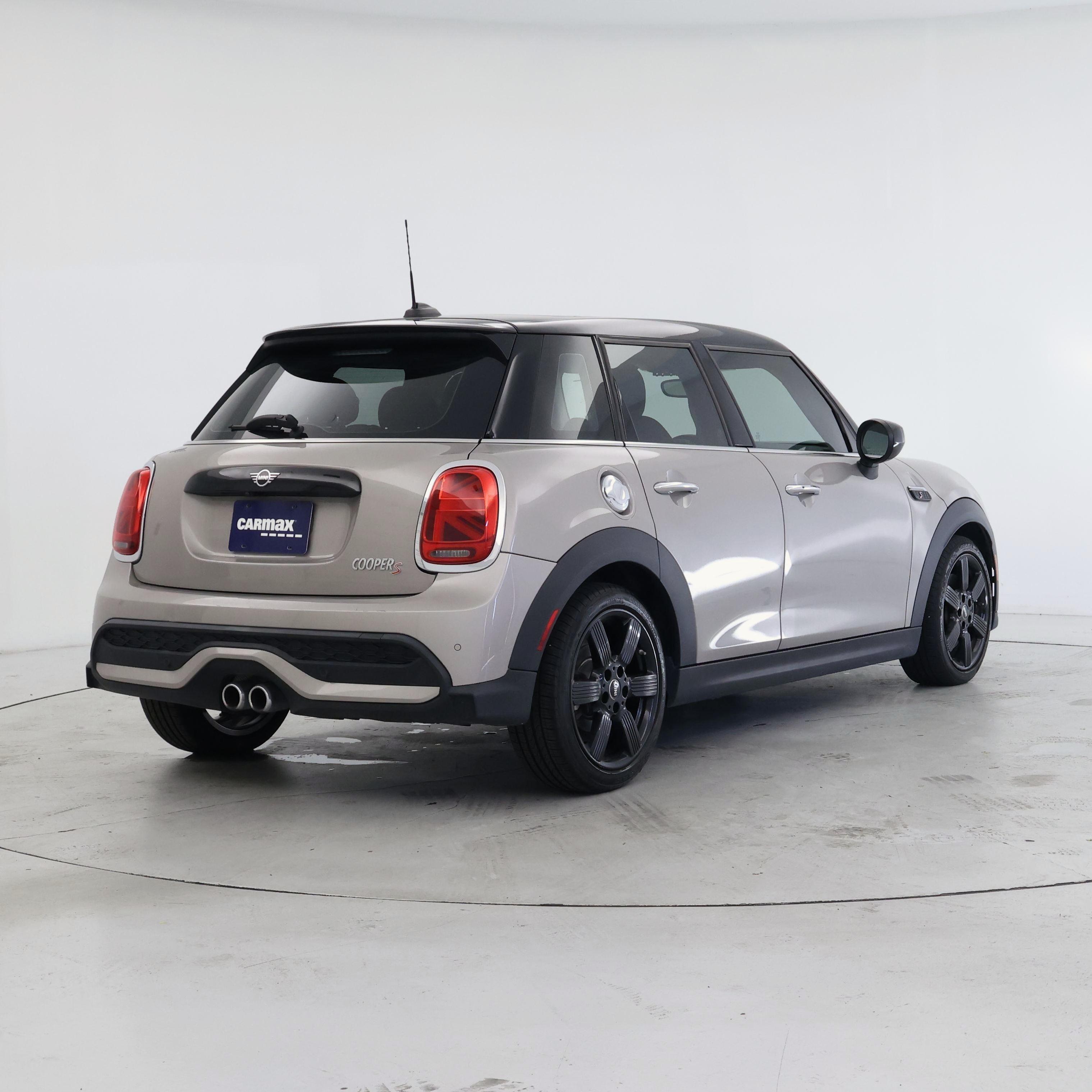 Thumbnail: 2022 MINI Cooper Hardtop - 8