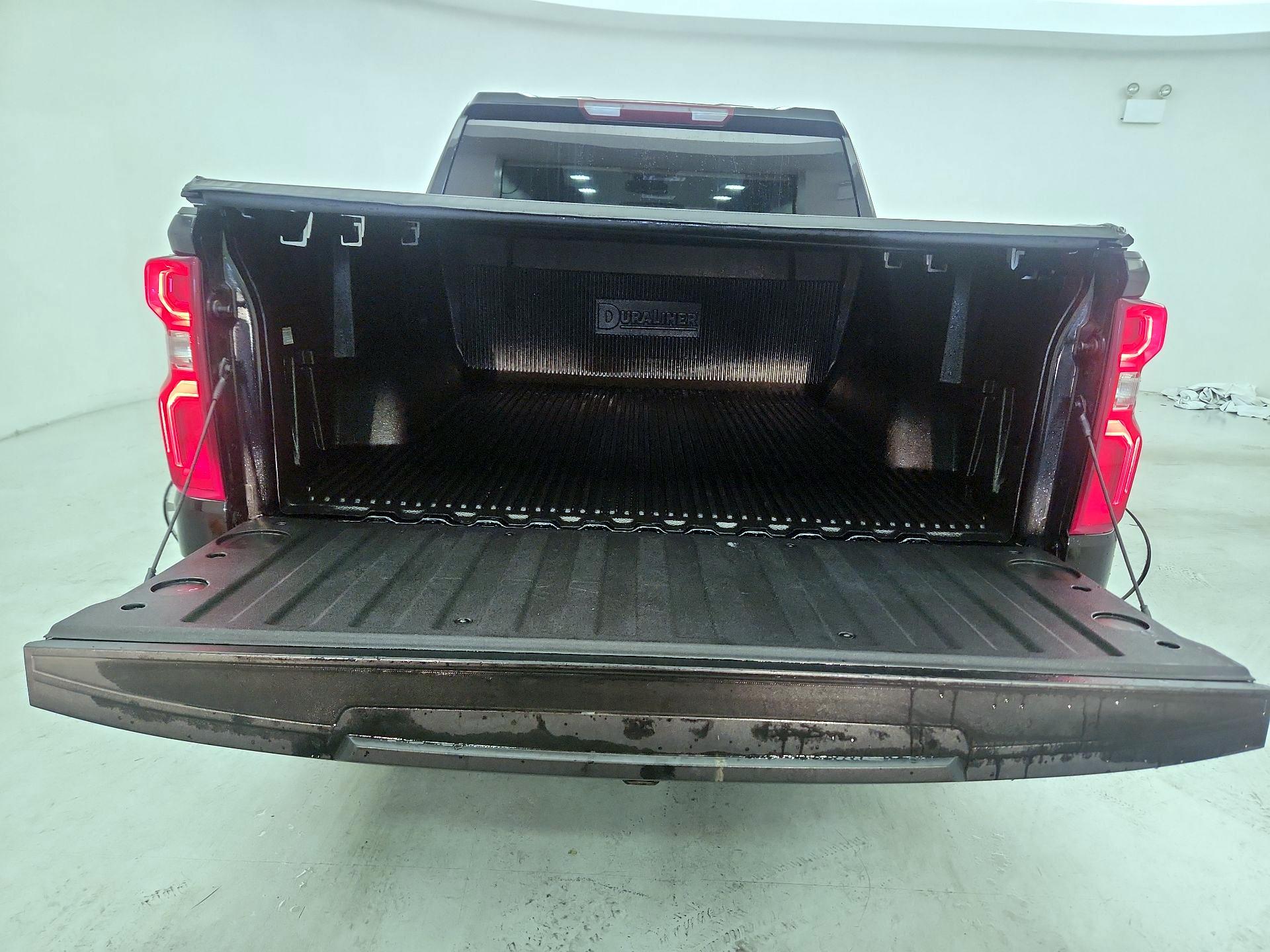 Thumbnail: 2023 Chevrolet Silverado 1500 - 19