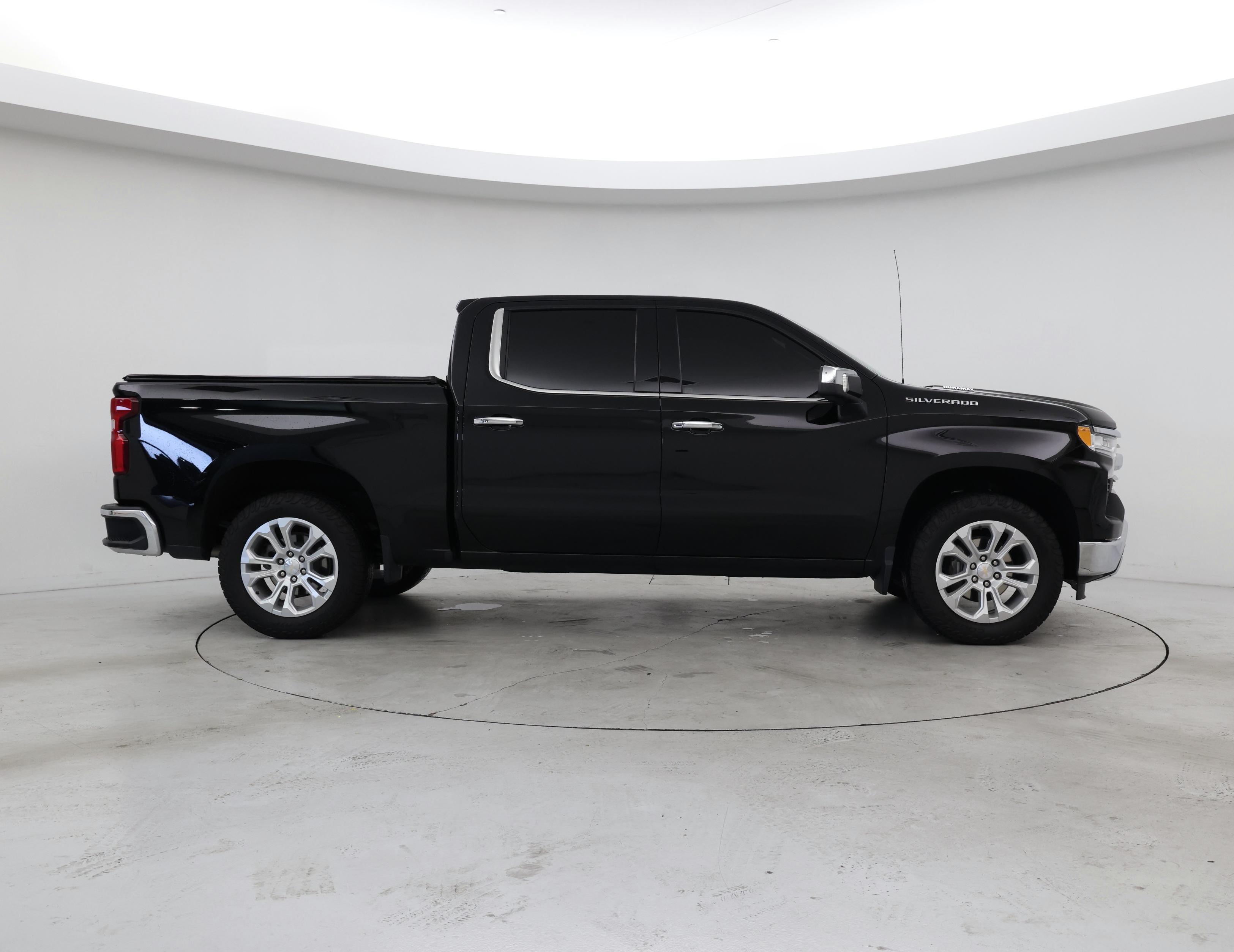 Thumbnail: 2023 Chevrolet Silverado 1500 - 7